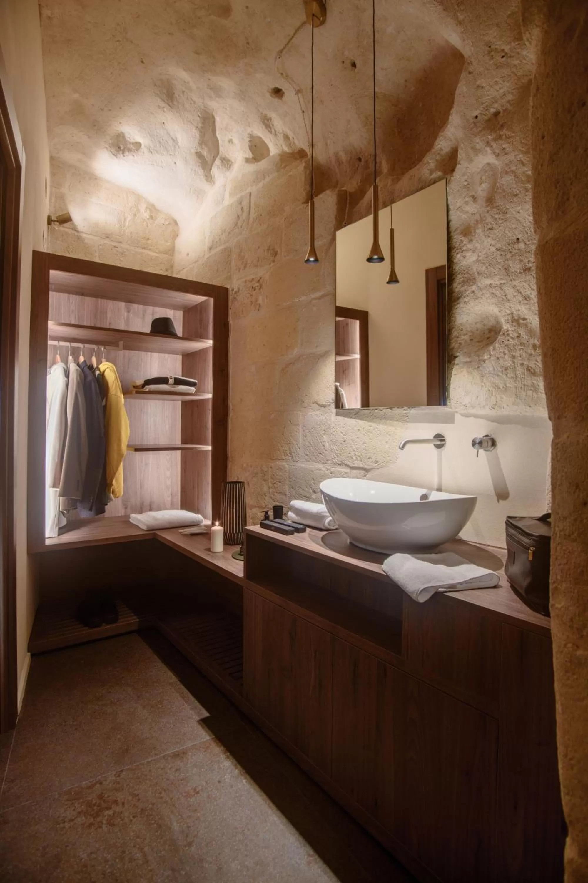 Bathroom in Le Malve Cave Retreat