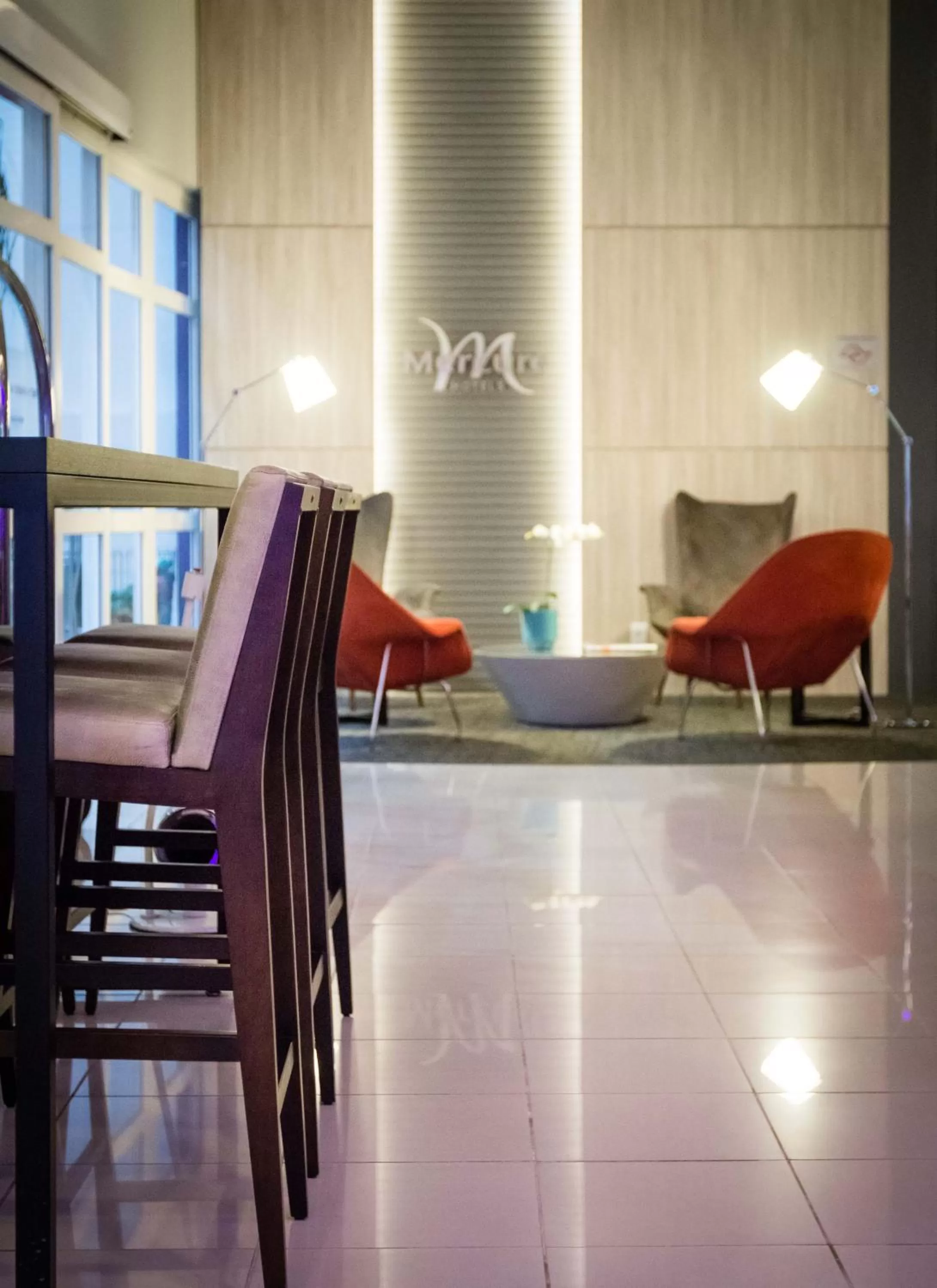 Lounge or bar in Mercure Sao Jose dos Campos