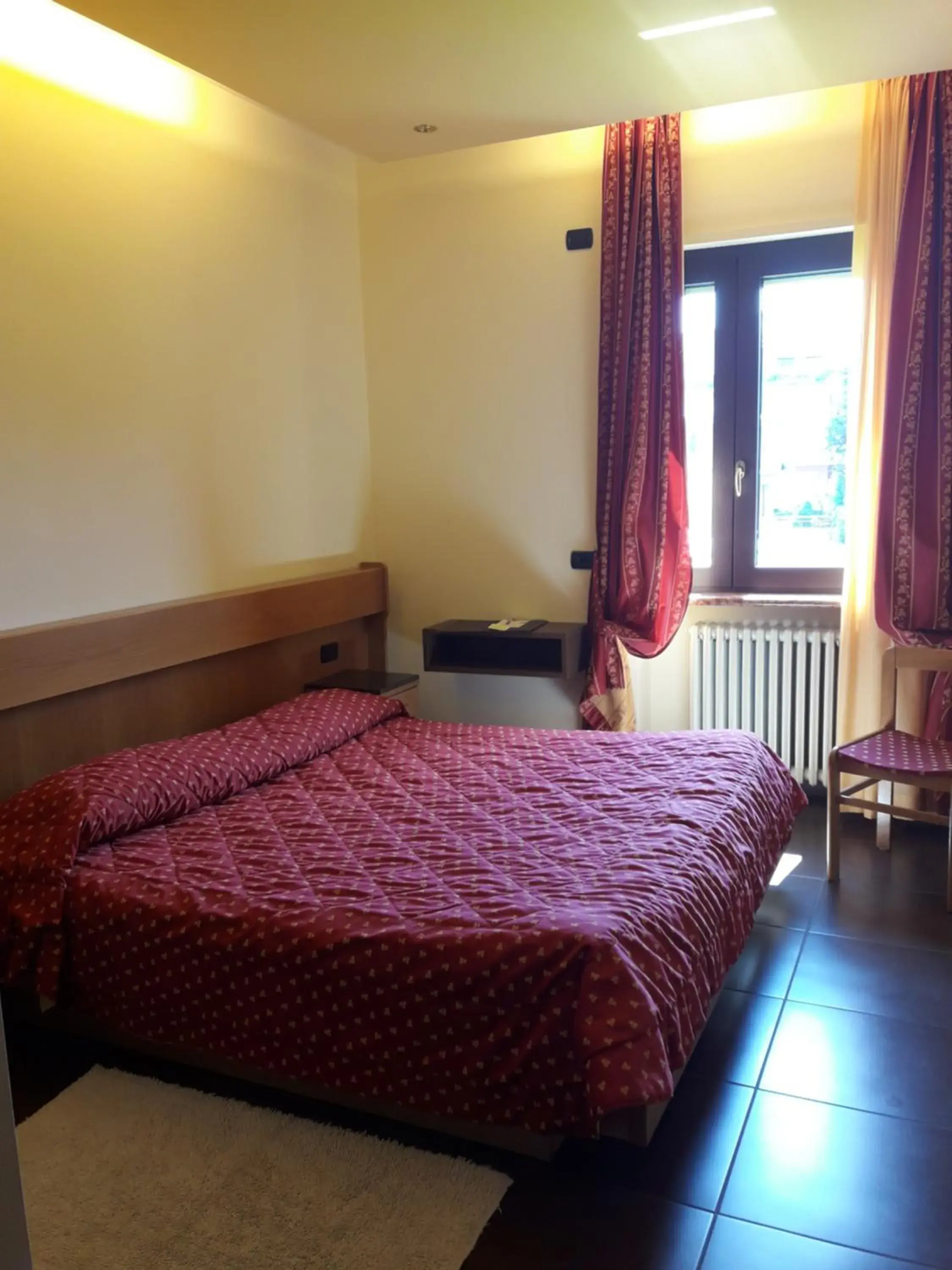Photo of the whole room, Bed in Albergo Ristorante Papa
