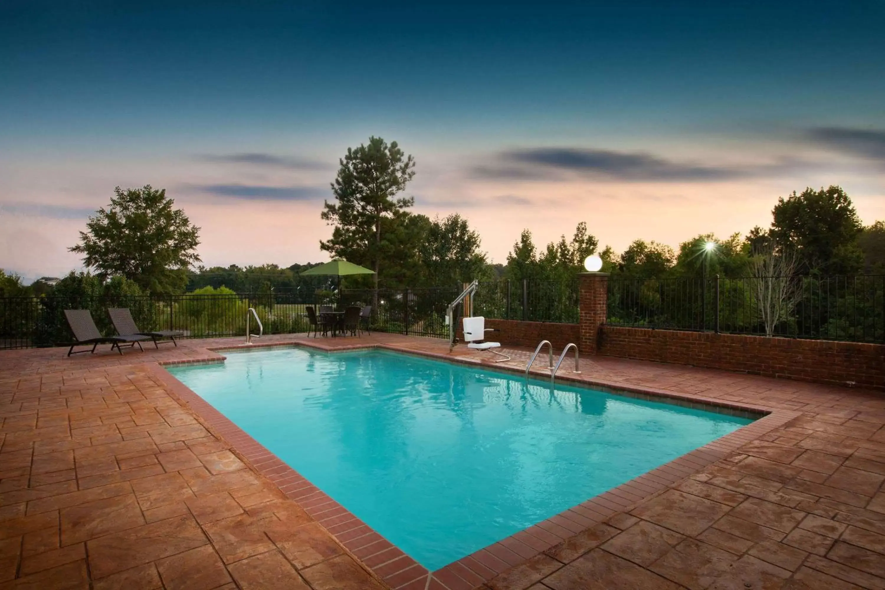Night, Swimming Pool in La Quinta by Wyndham Tupelo