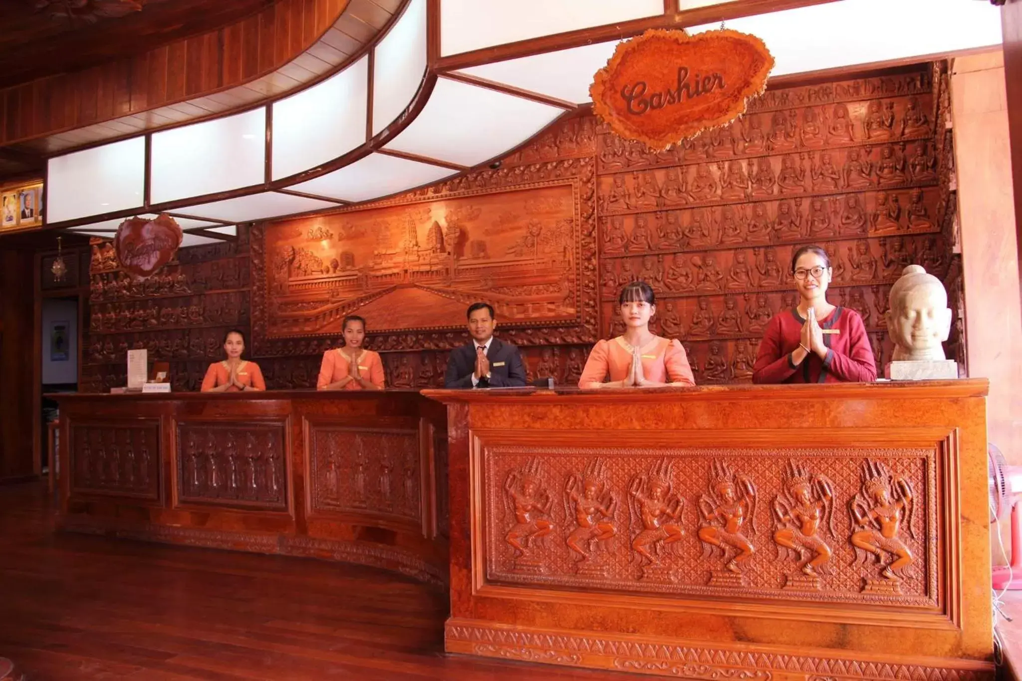 Staff, Lobby/Reception in Ta Prohm Hotel & Spa