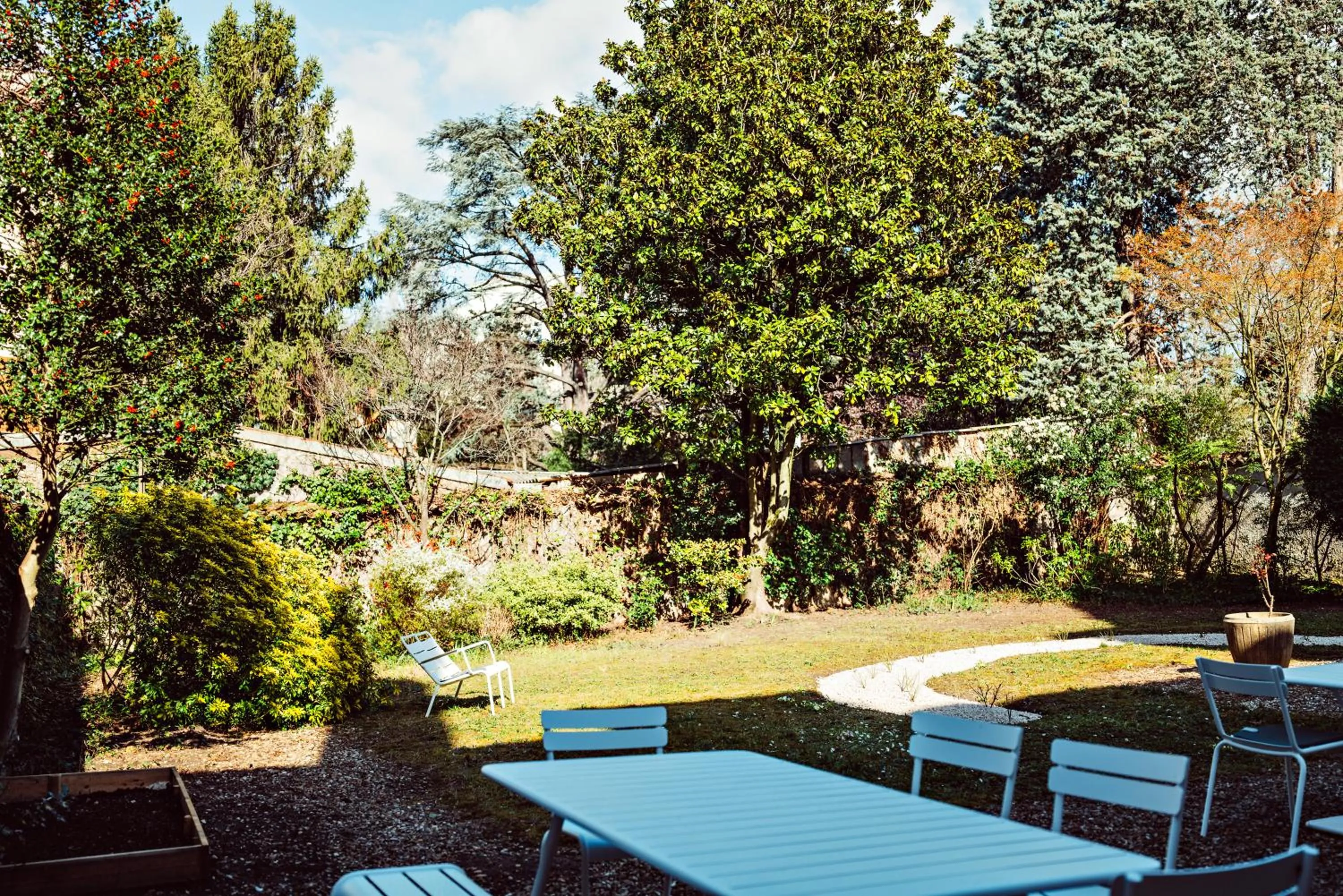 Garden in Hôtel Maison Lacassagne Lyon