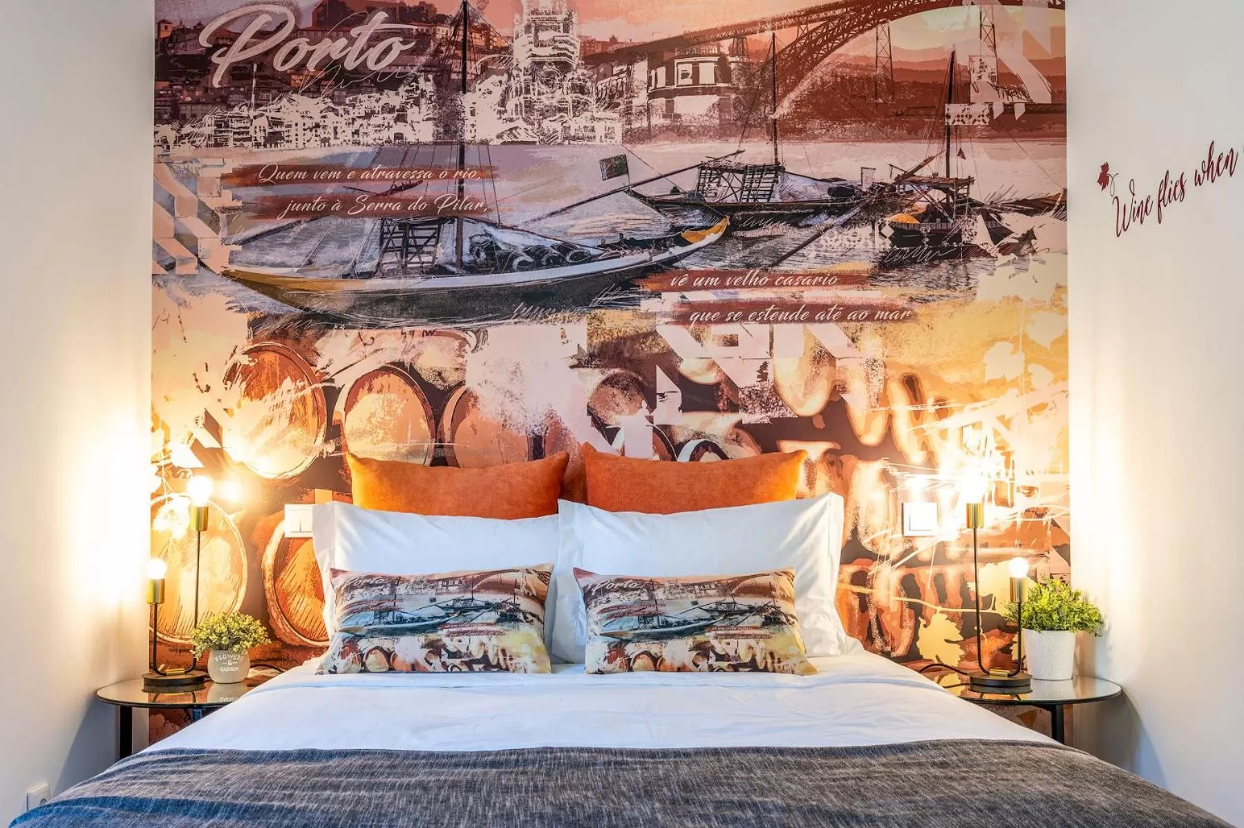 Bed in Lisbon Wine House - Rooms & Suites