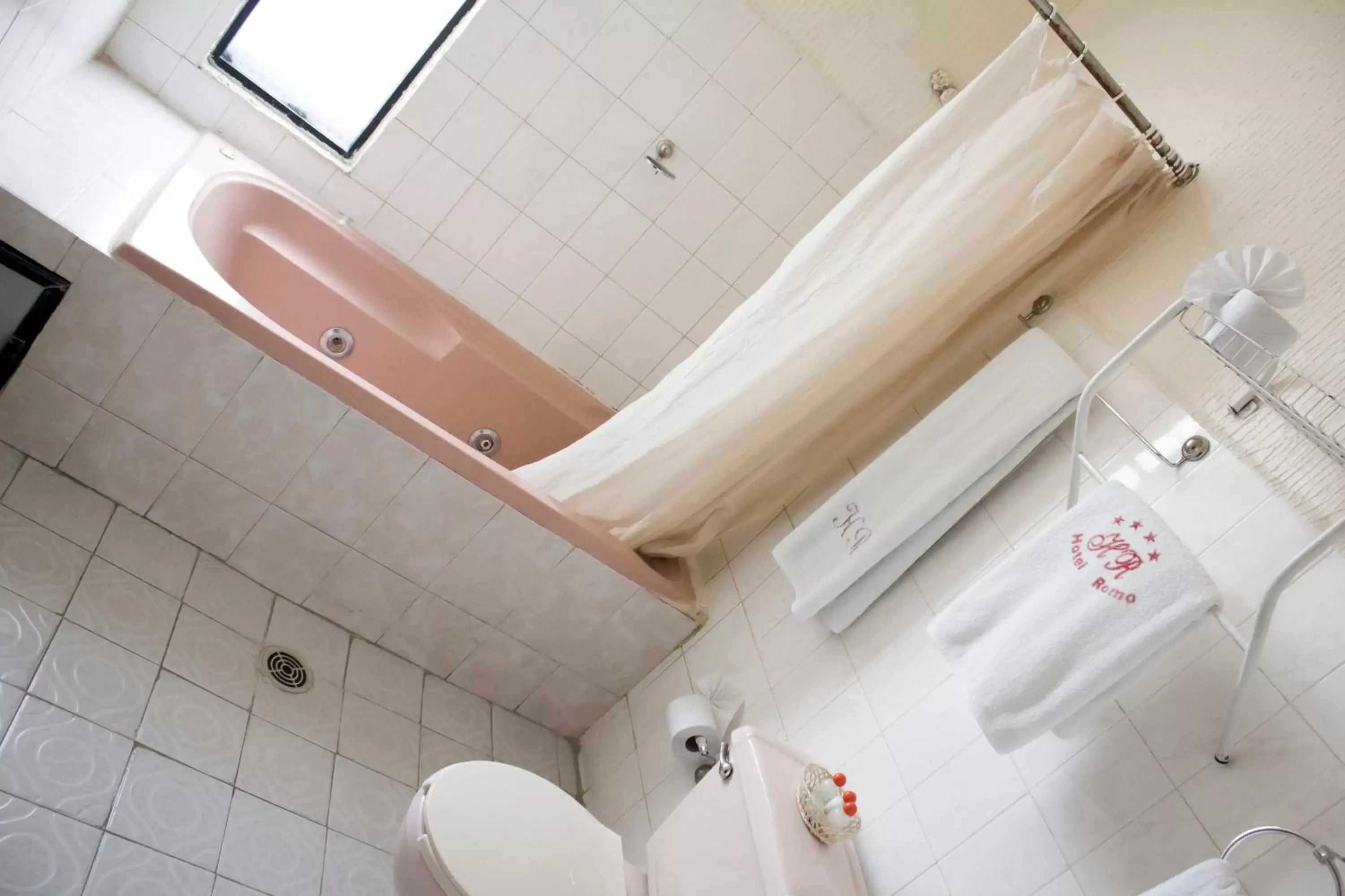 Bathroom in HOTEL ROMO