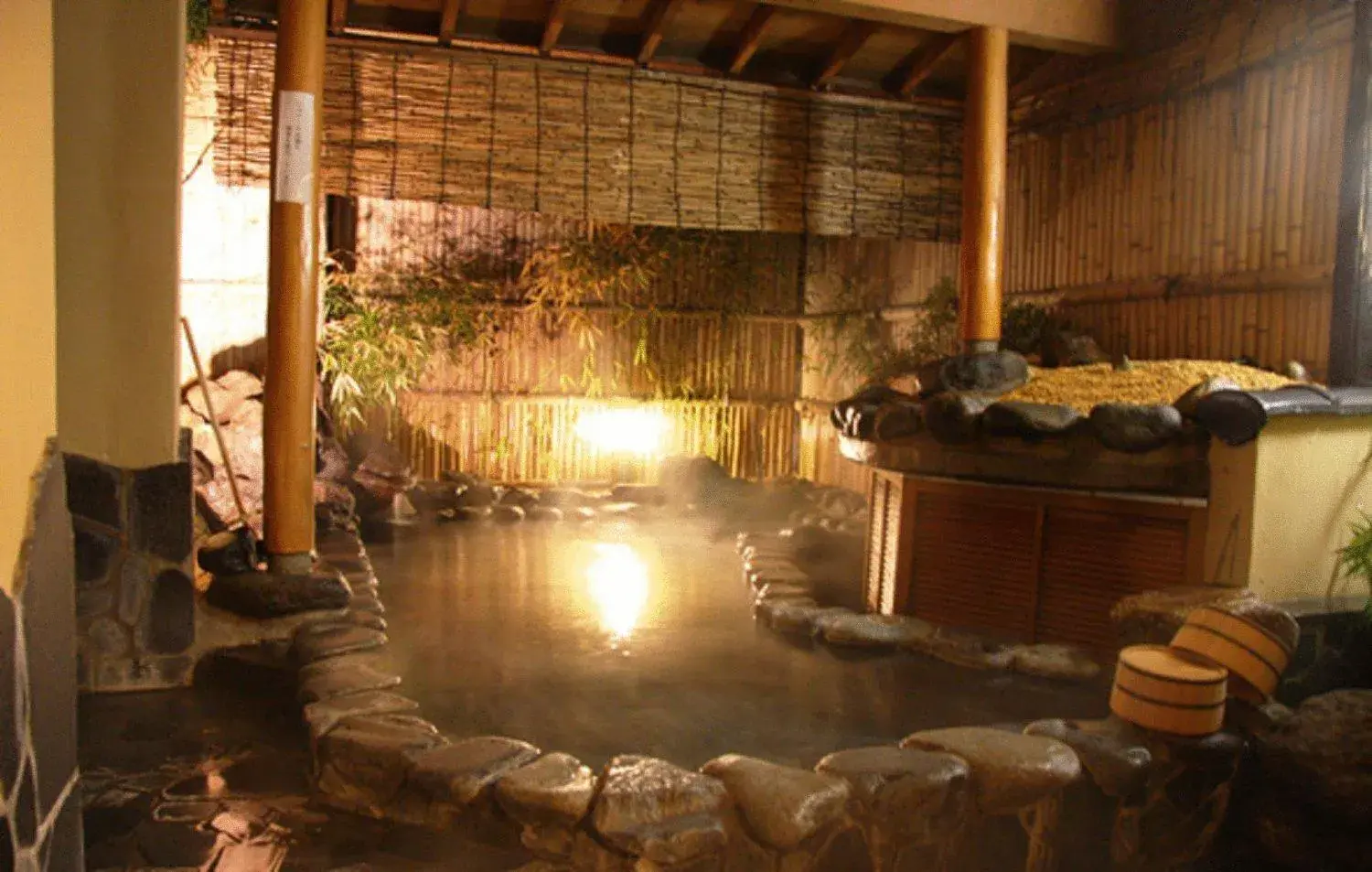 Hot Spring Bath in Shibu Onsen Kokuya