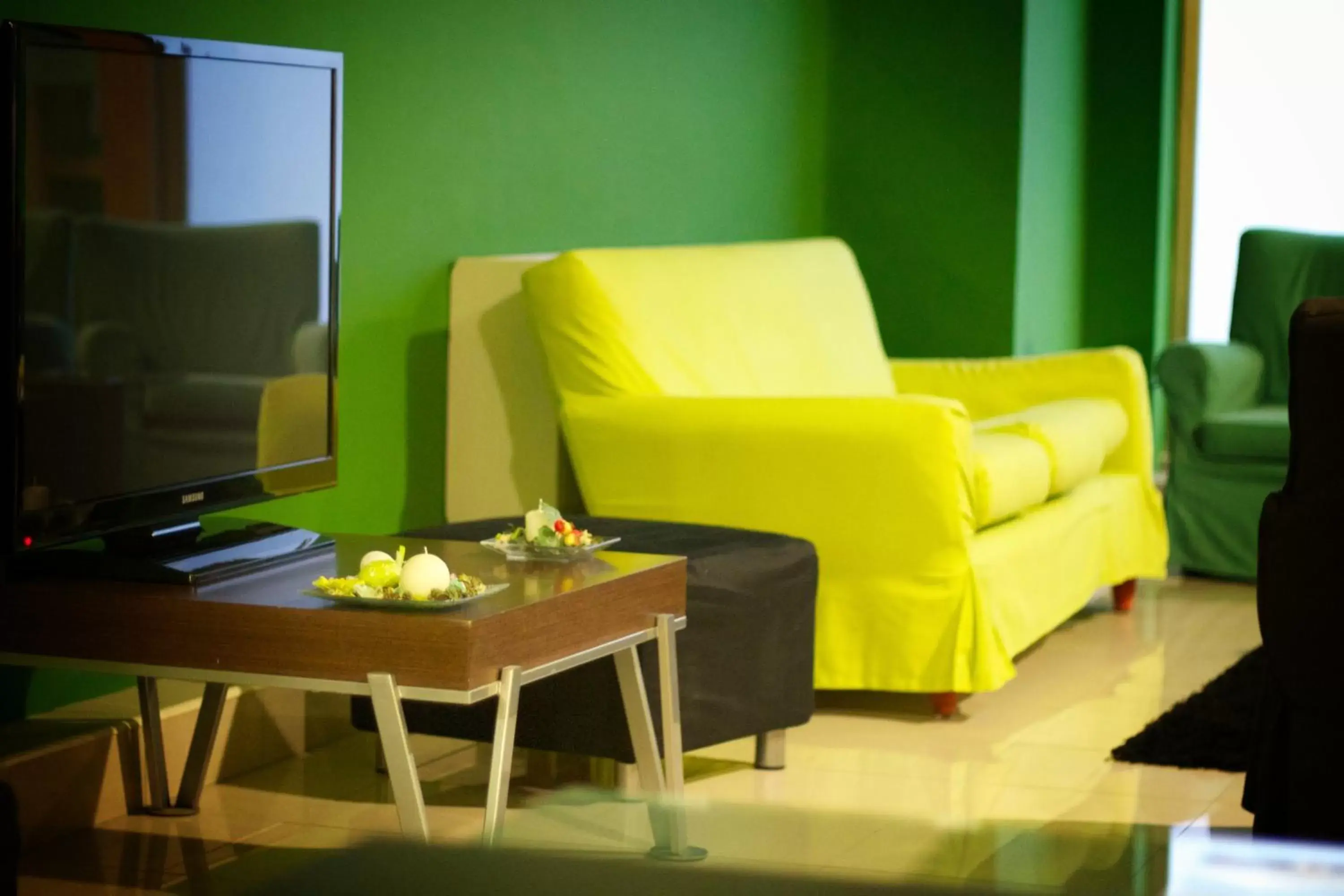 Lounge or bar, Seating Area in Nest Style Santiago