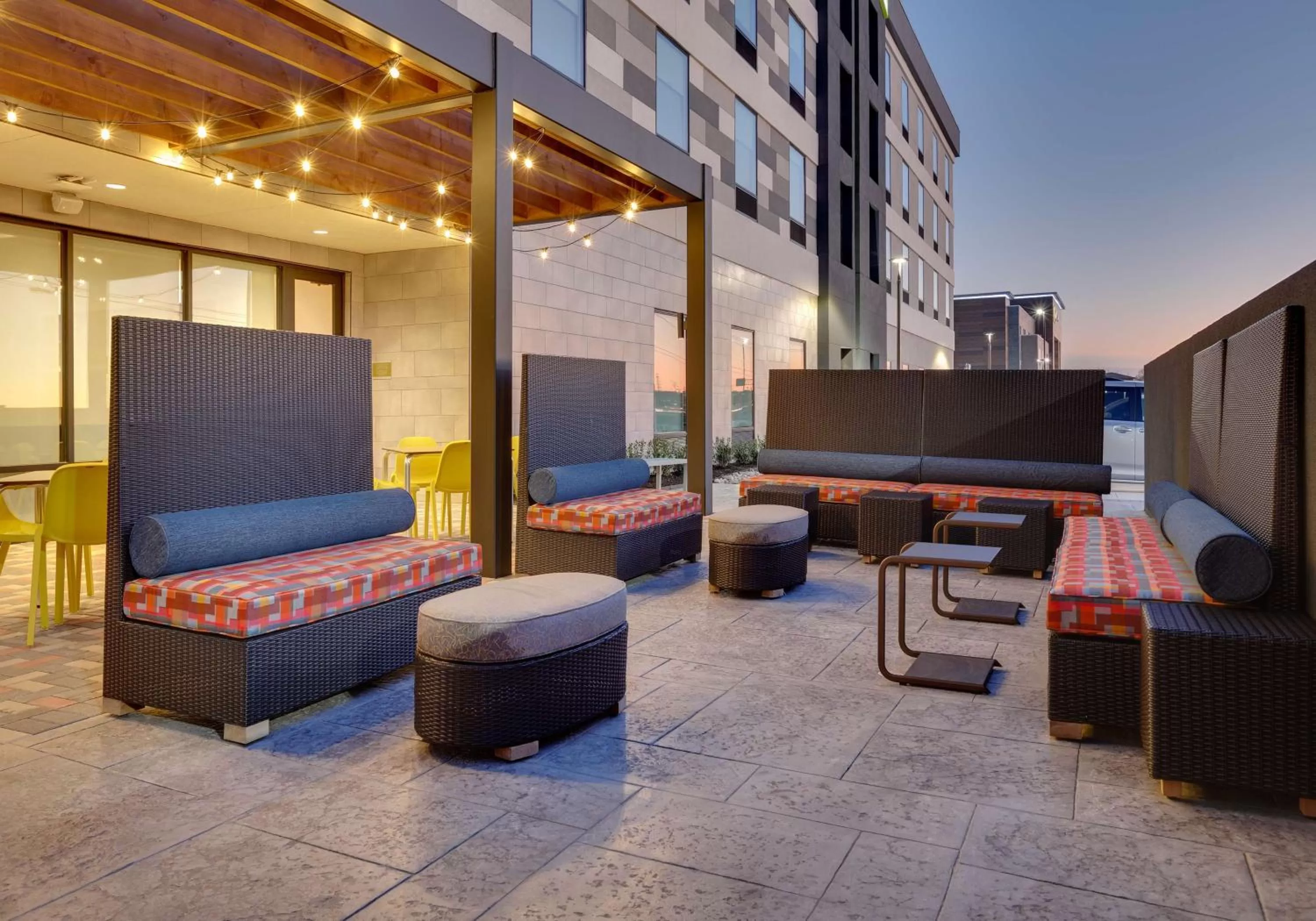 Patio in Tru By Hilton Euless Dfw West, Tx