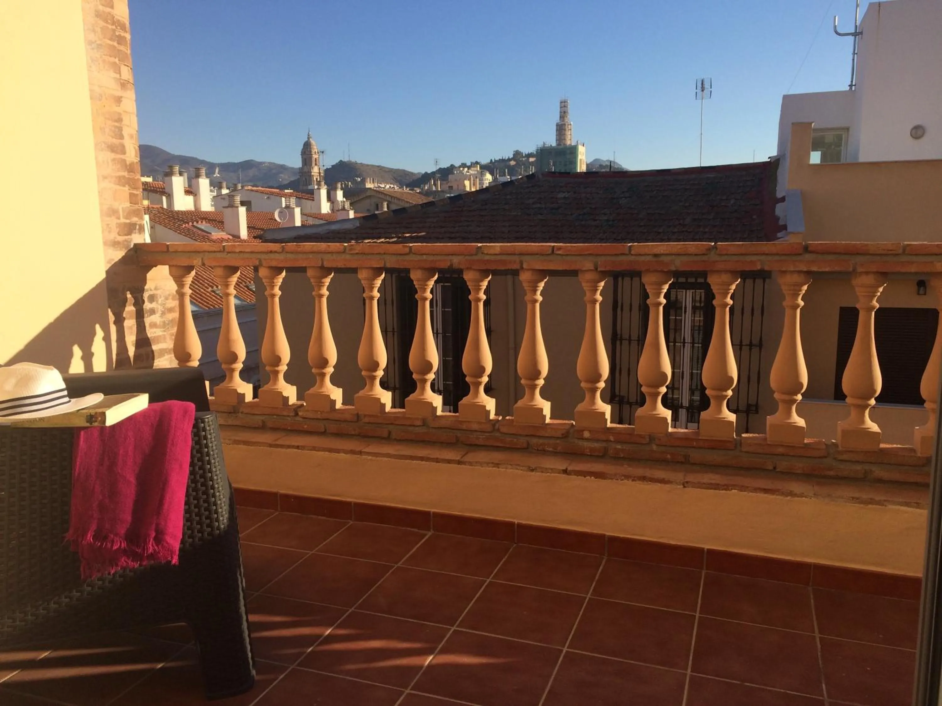Balcony/Terrace in Life Apartments Alameda Colón
