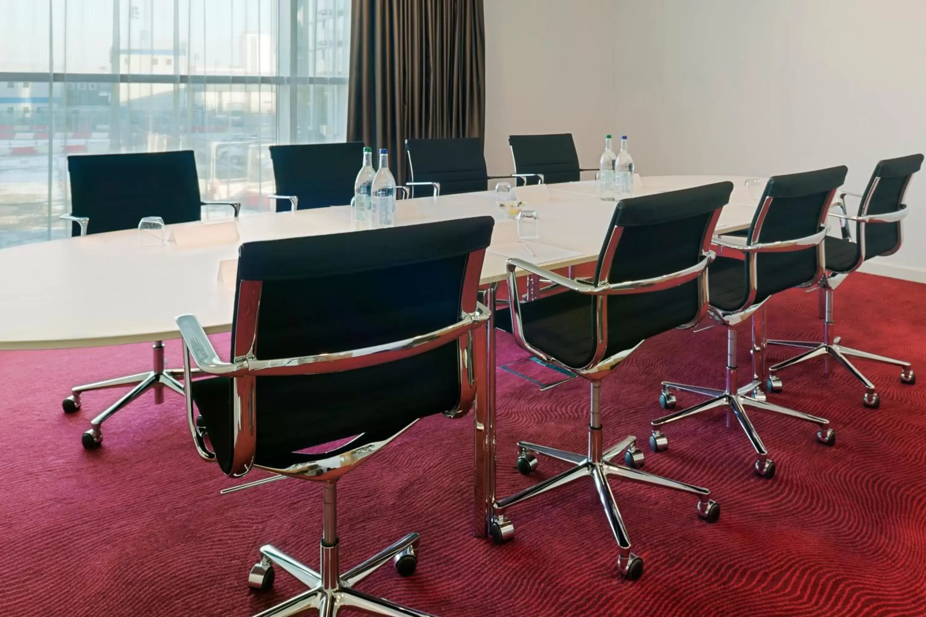 Meeting/conference room in Holiday Inn Manchester-Mediacityuk, an IHG Hotel