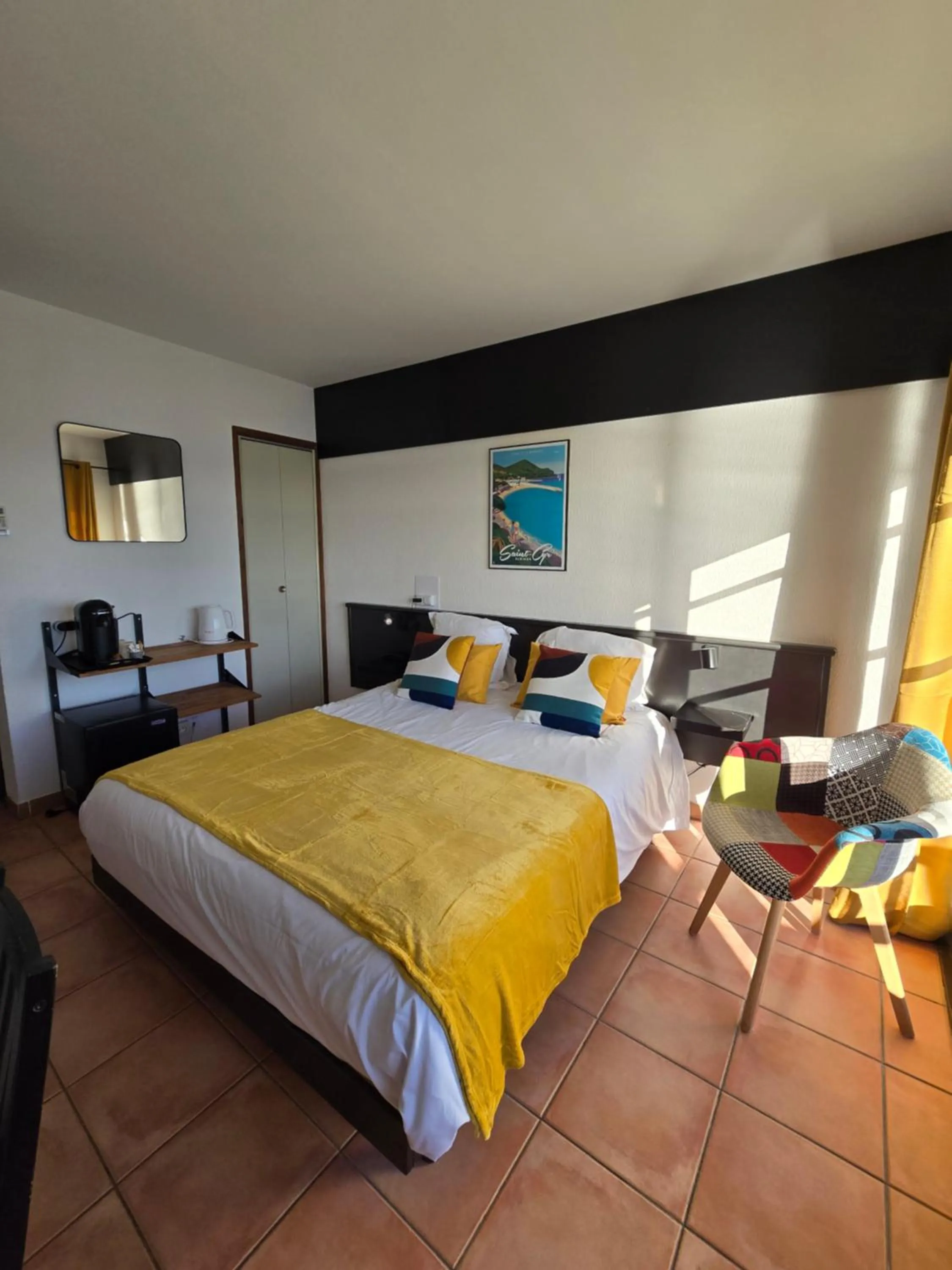 Photo of the whole room, Bed in Hotel Chanteplage