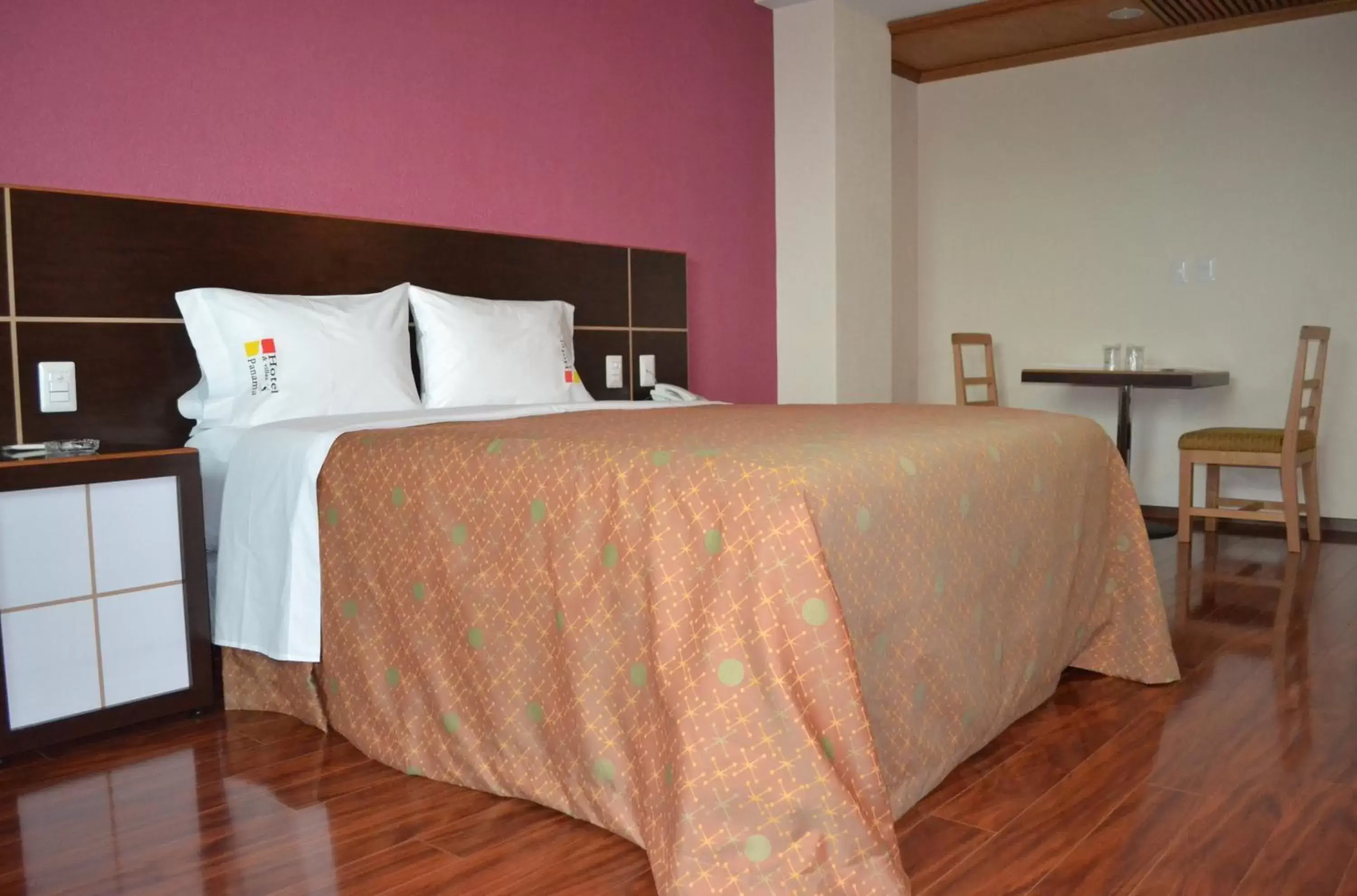 Bedroom, Bed in Hotel & Villas Panamá