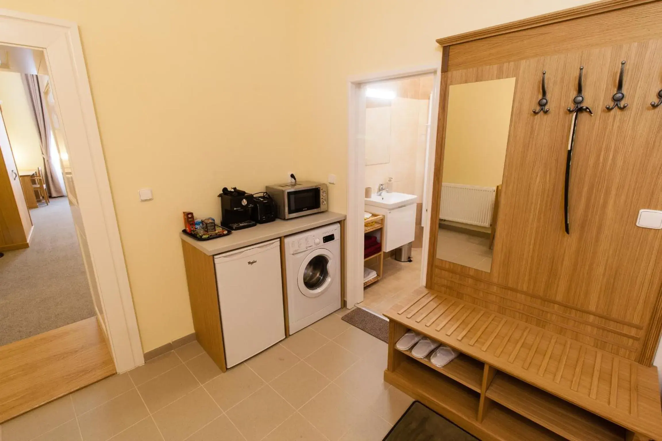 Decorative detail, Kitchen/Kitchenette in Karlova 25 Apartments