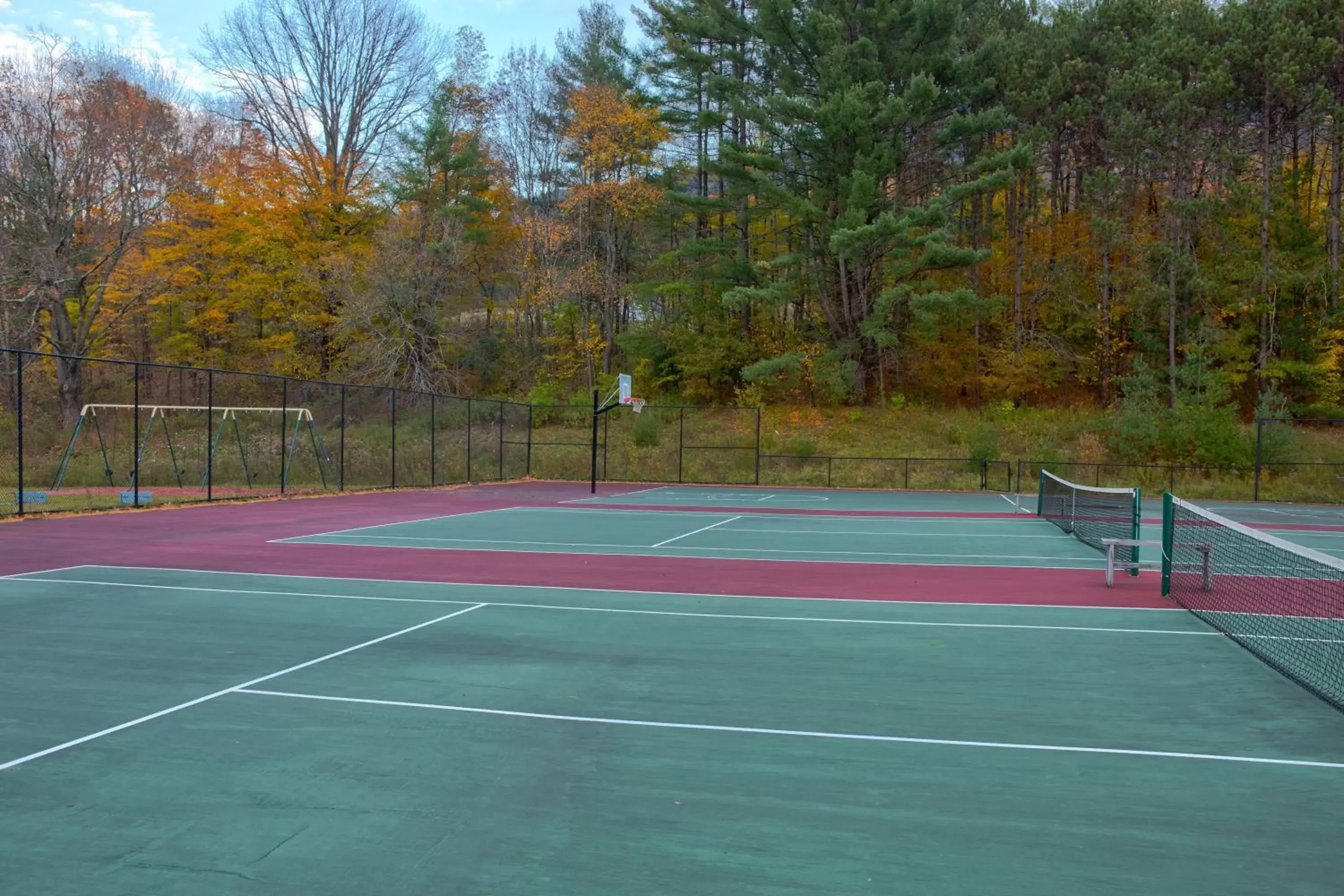 Fitness centre/facilities, Tennis/Squash in Holiday Inn Club Vacations Mount Ascutney Resort, an IHG Hotel