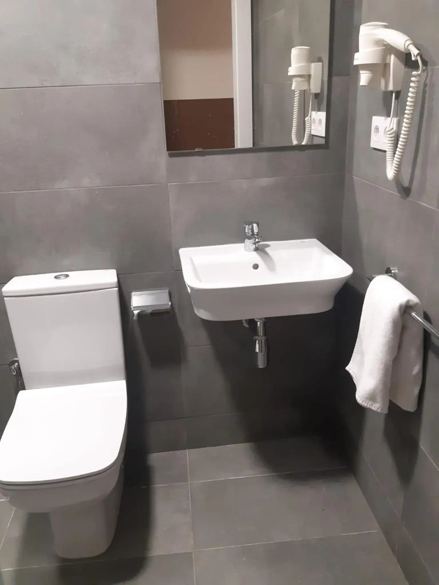 Bathroom in BCN Urbaness Hotels Bonavista