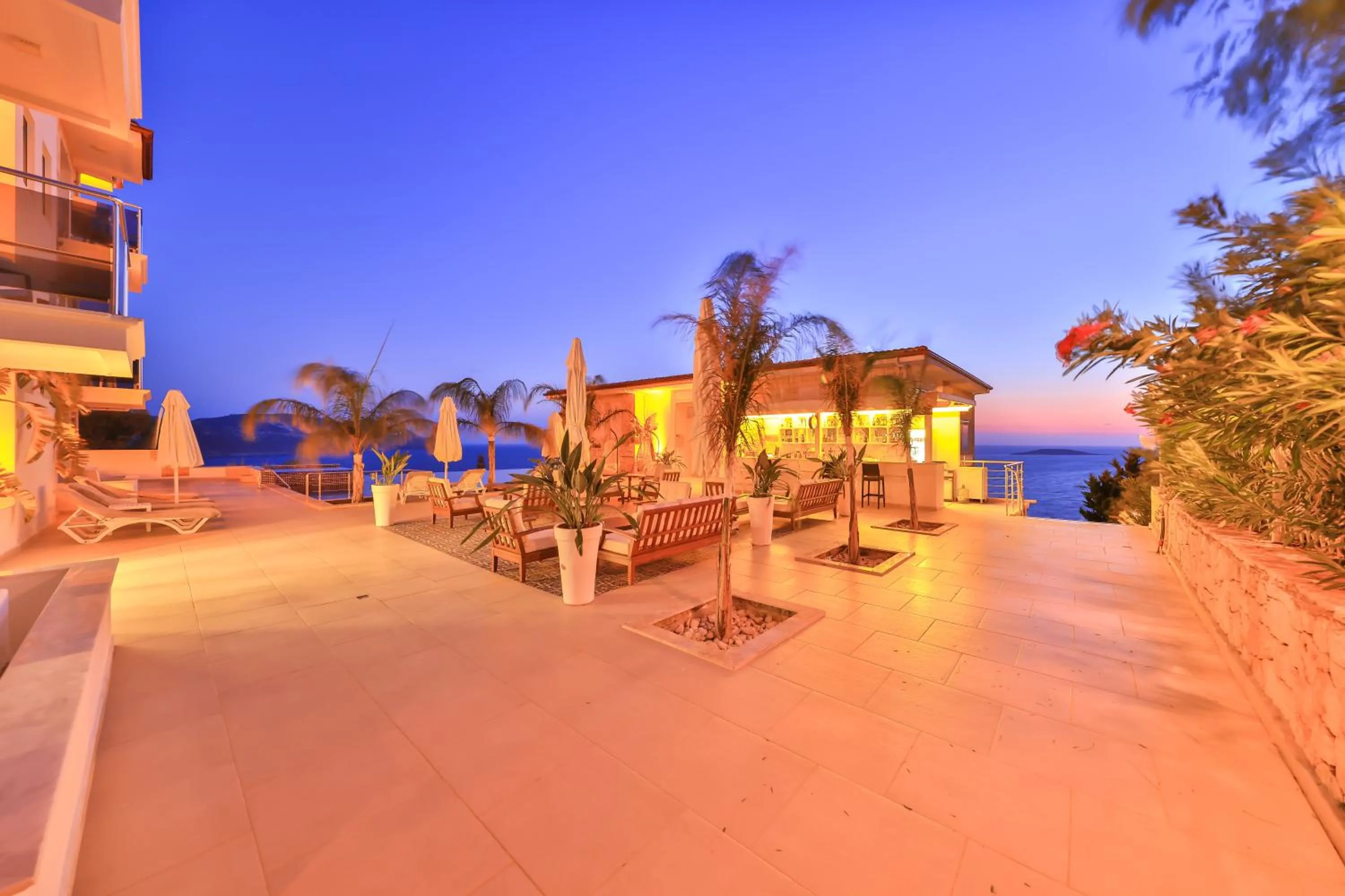 Lounge or bar in La Kumsal Hotel