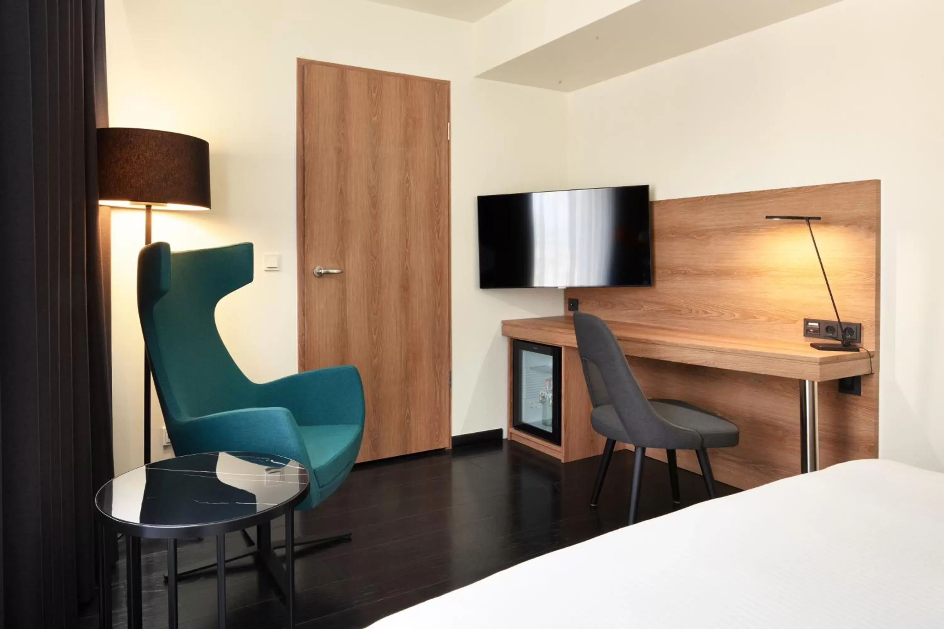 TV/Entertainment Center in Park Inn by Radisson Luxembourg City