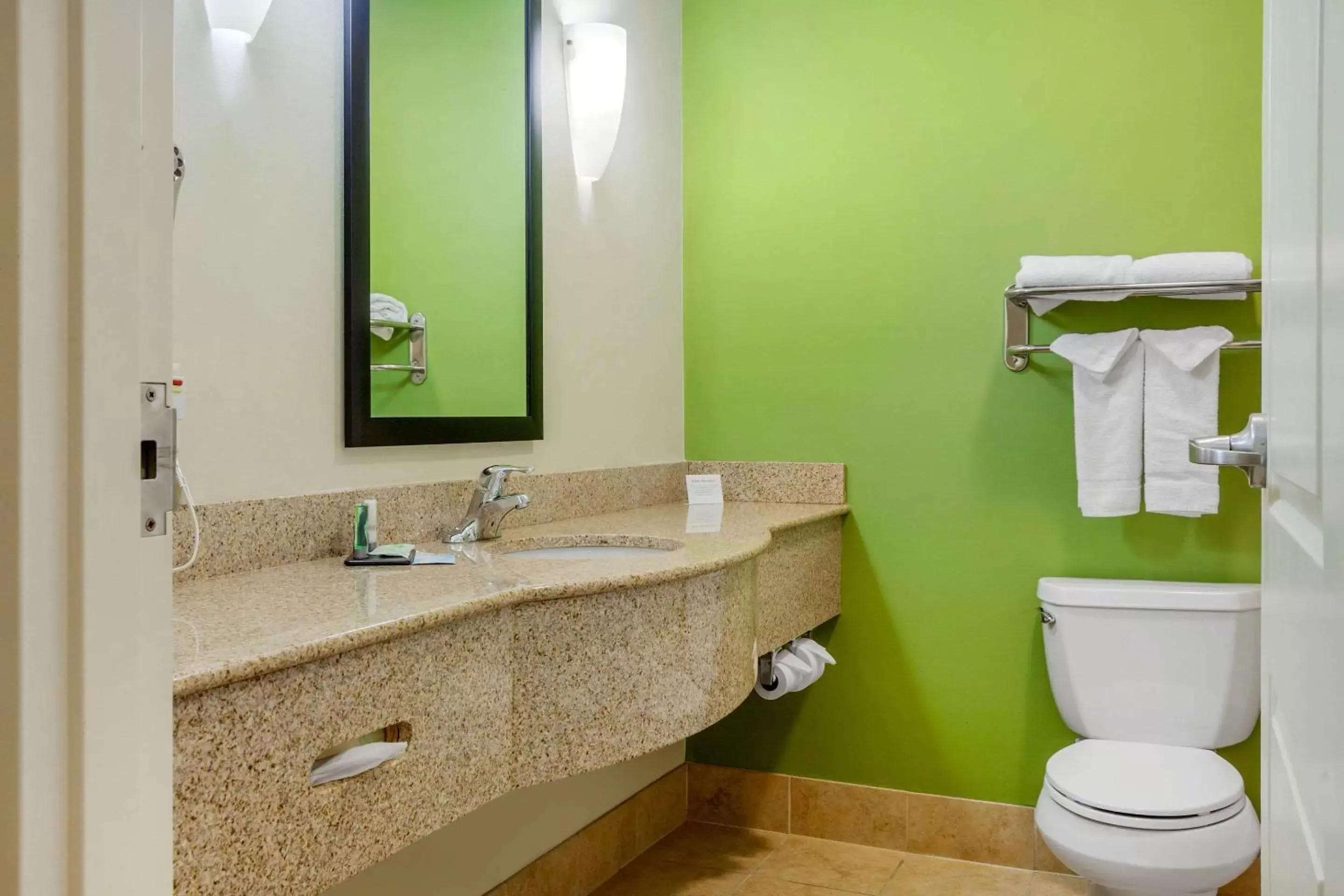 Bathroom in Sleep Inn & Suites Airport Milwaukee
