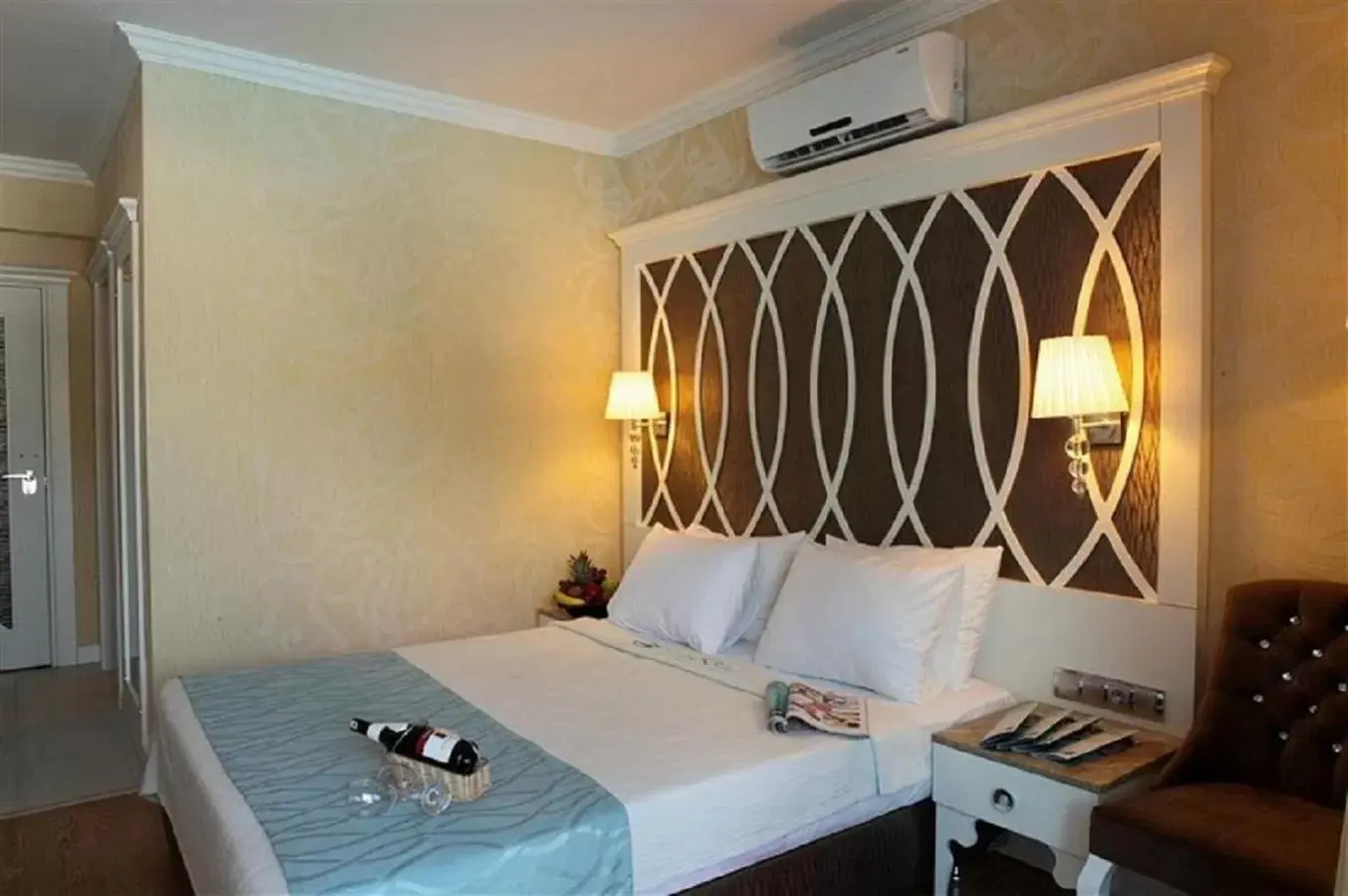 Bed in Ocean Blue High Class Hotel & SPA