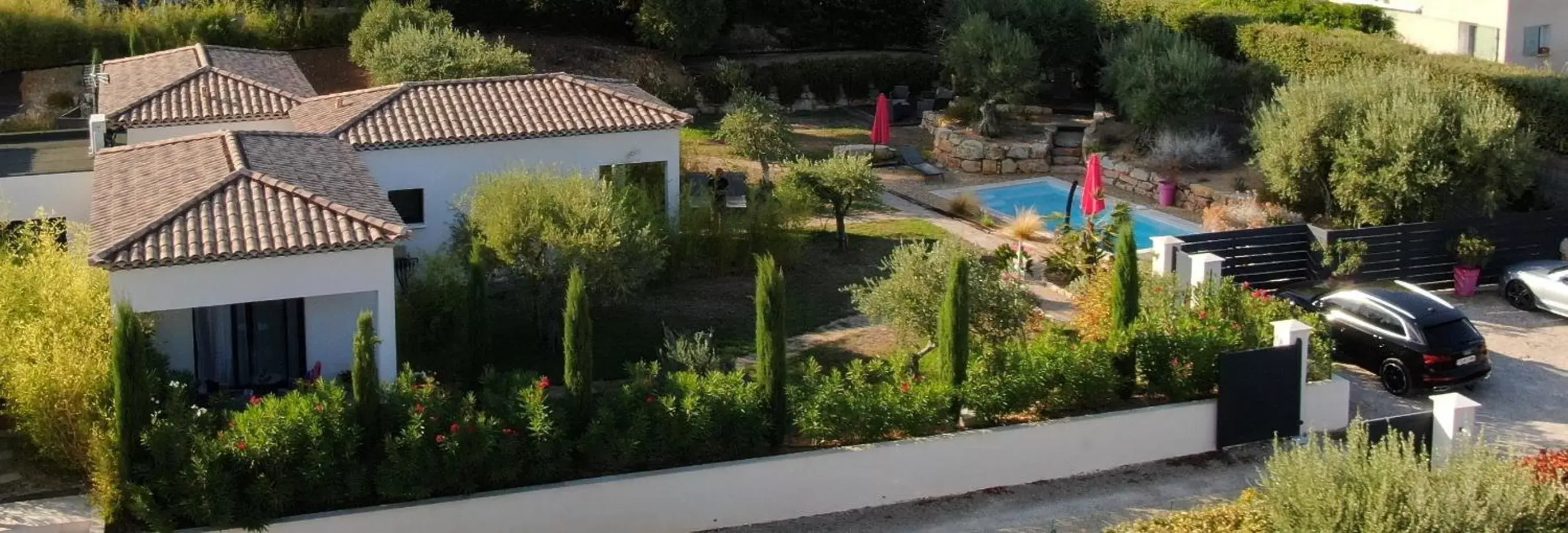 Bird's eye view, Pool View in La Villa Aux Oliviers