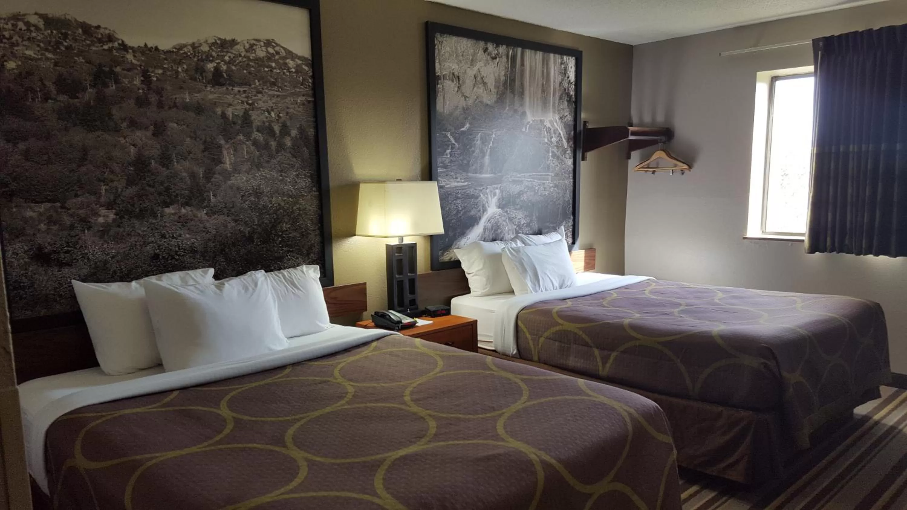 Bed in Super 8 by Wyndham Abingdon VA