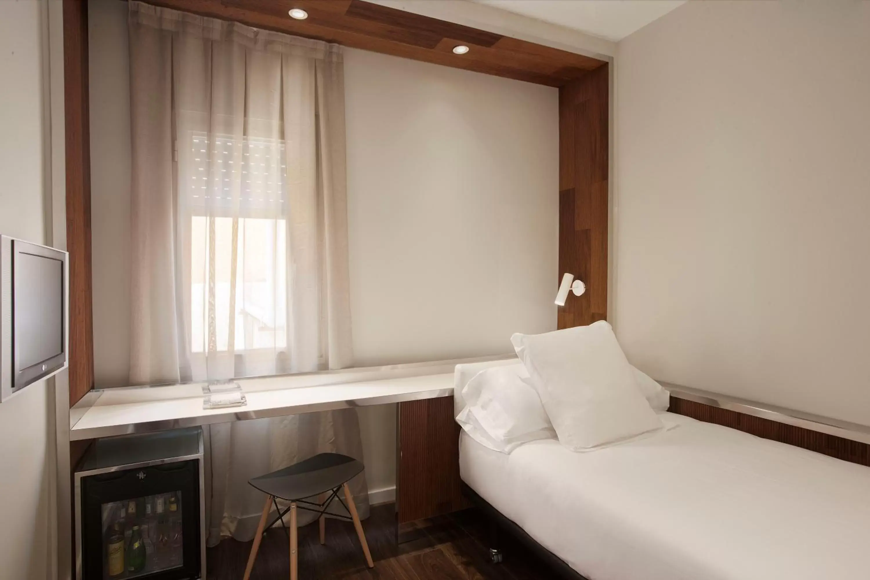 Photo of the whole room, Bed in Hotel Balmes, a member of Preferred Hotels & Resorts
