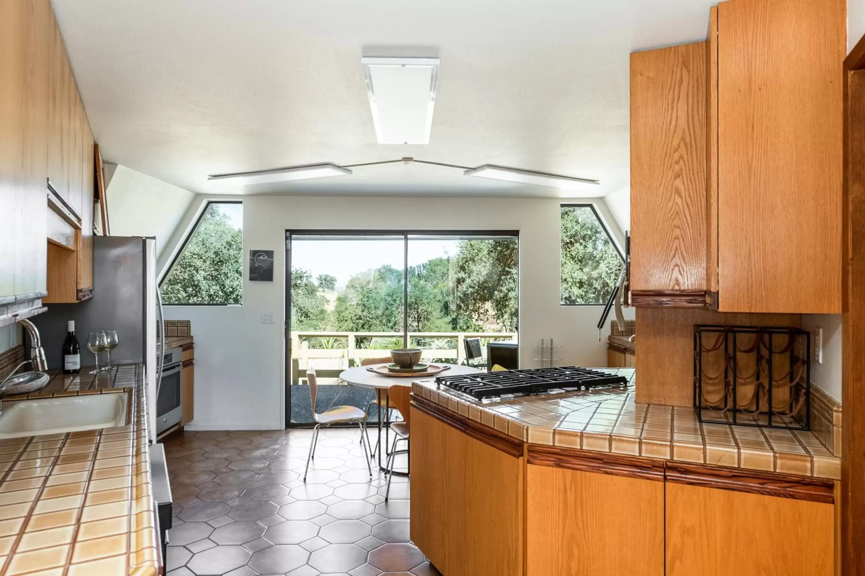 Kitchen/Kitchenette in Inn Paradiso