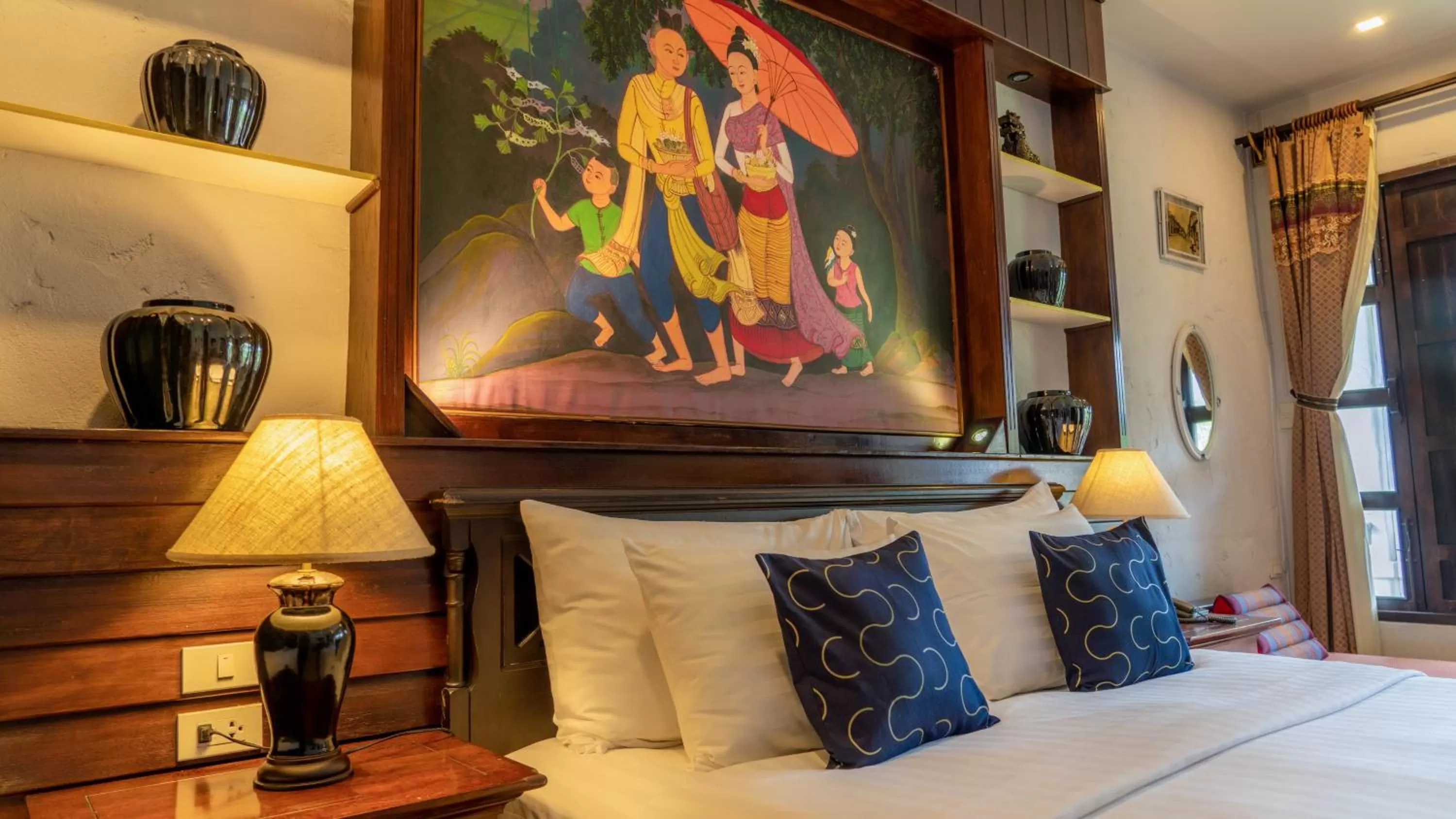 Decorative detail, Bed in Cheva Gallery Boutique Hotel