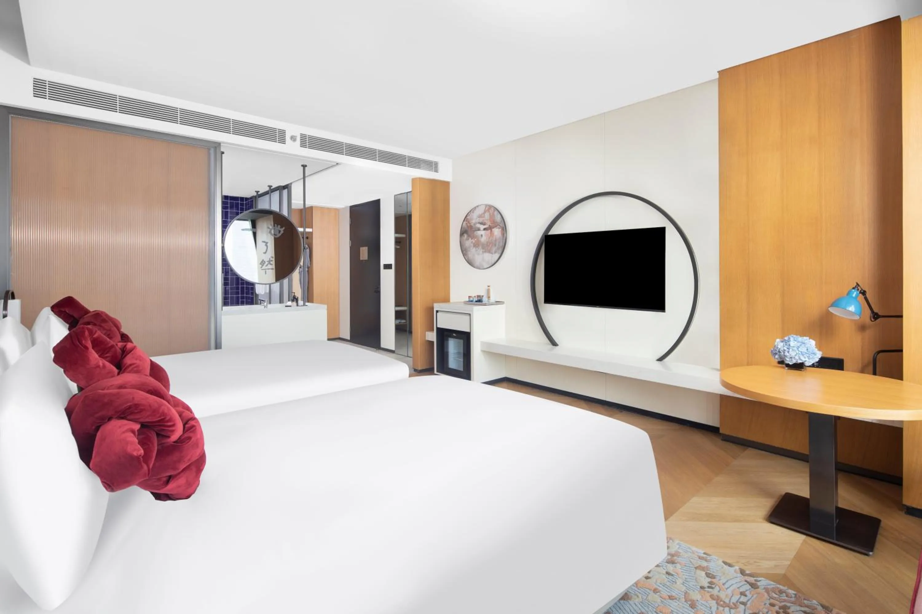 TV and multimedia, Bed in M Social Hotel Suzhou