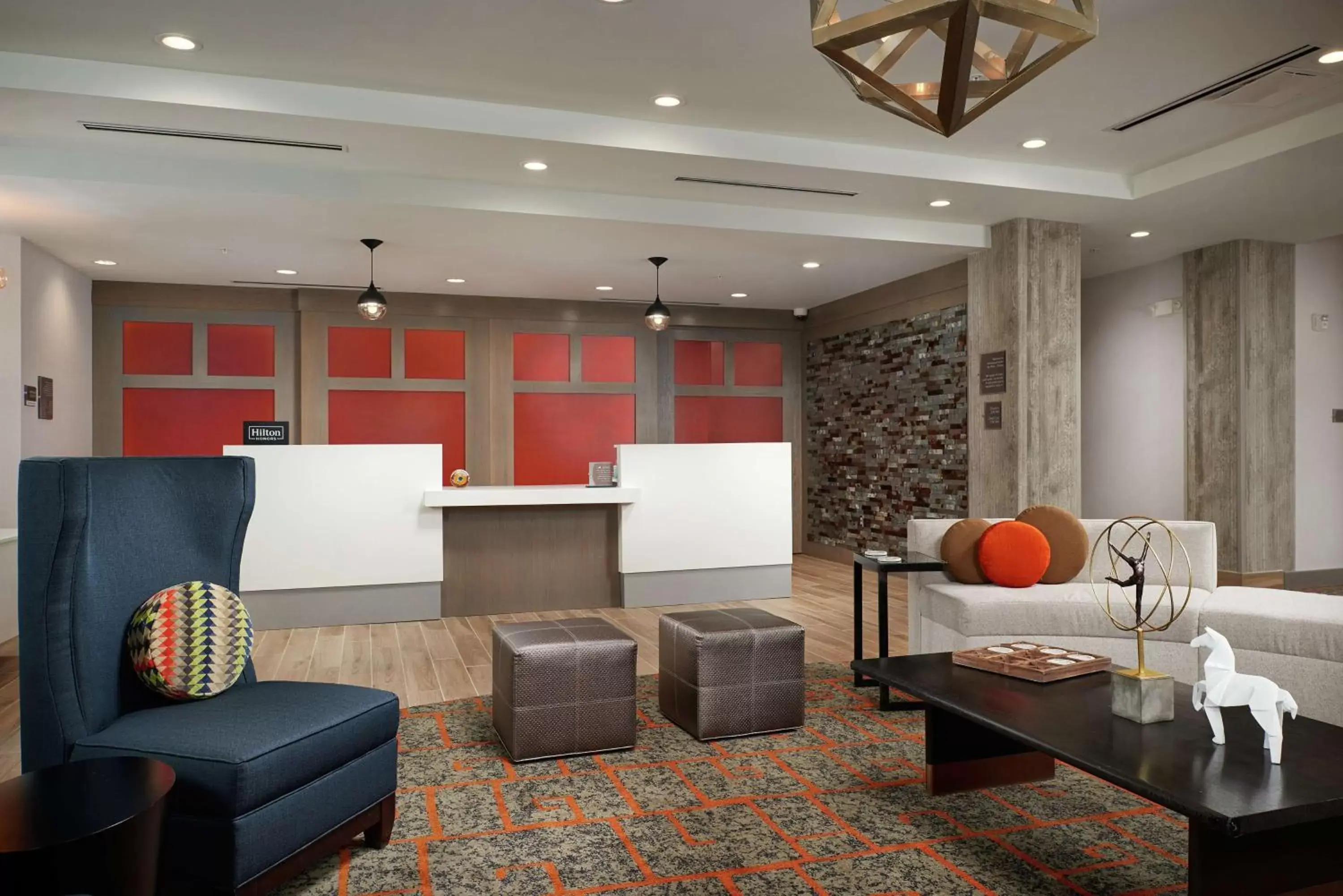 Lobby or reception, Seating Area in Homewood Suites By Hilton Cincinnati Midtown