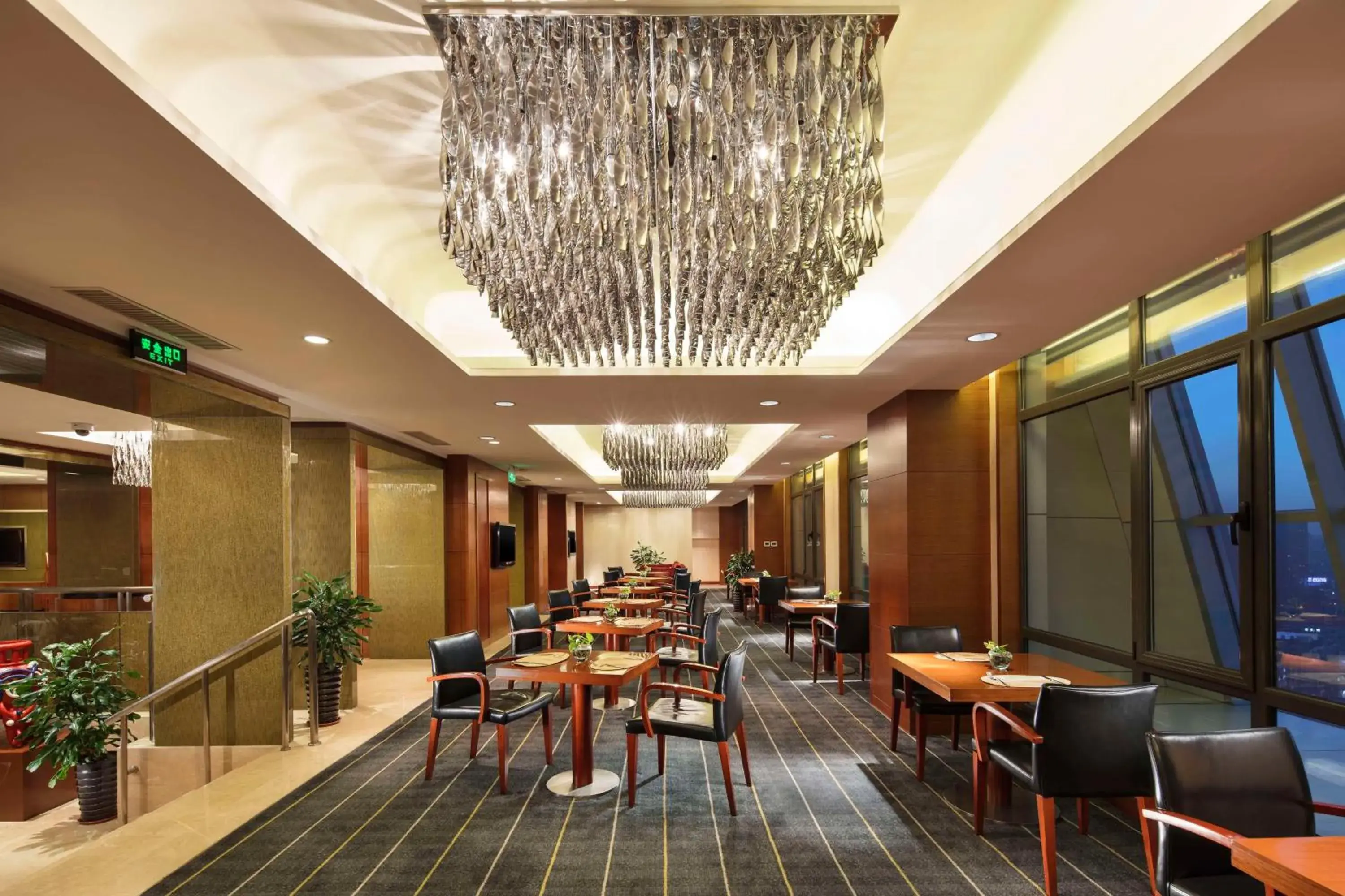 Property building, Restaurant/Places to Eat in DoubleTree By Hilton Shenyang Hotel
