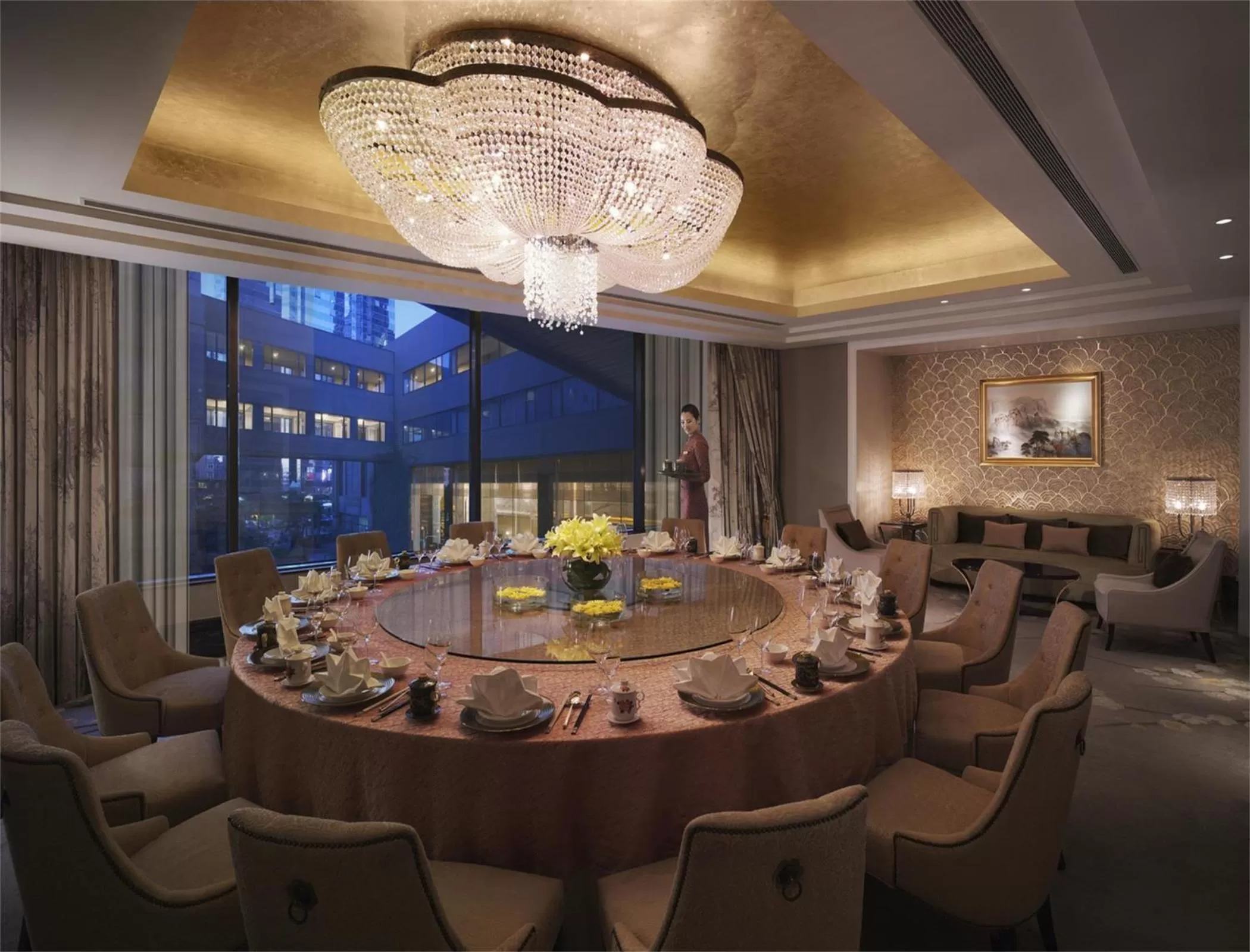 Dining area in Shangri-La Dalian
