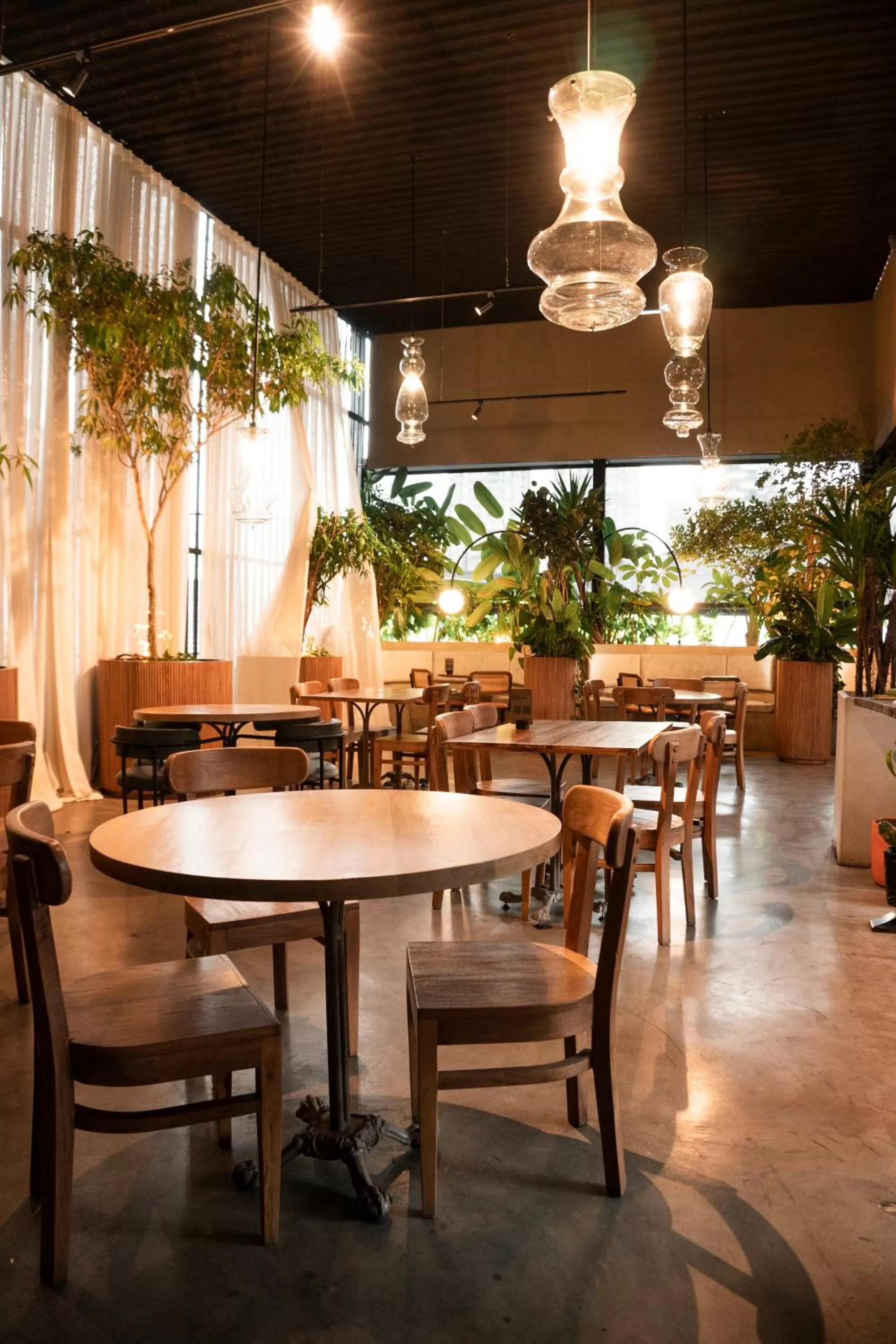 Restaurant/places to eat in The Art Hotel Medellin