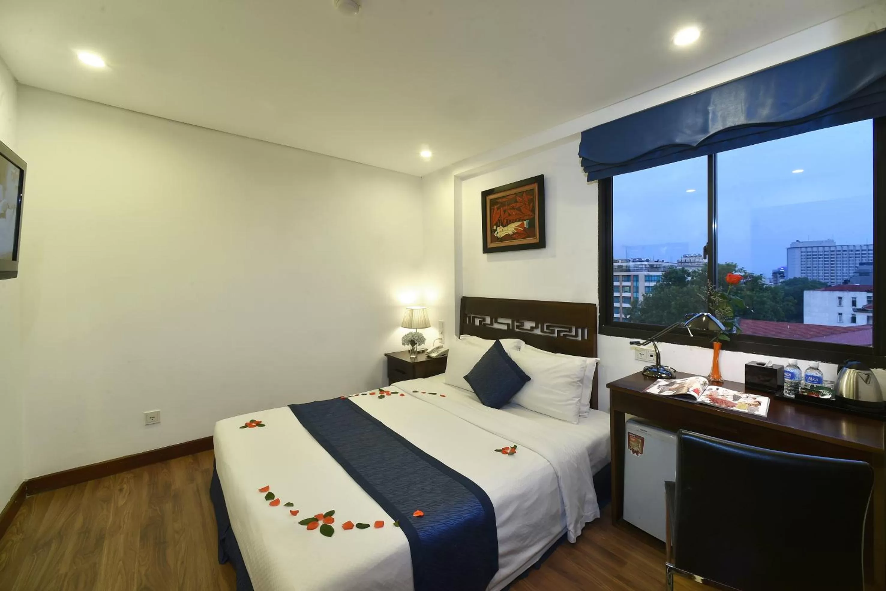 Bed in Hanoi Eternity Hotel