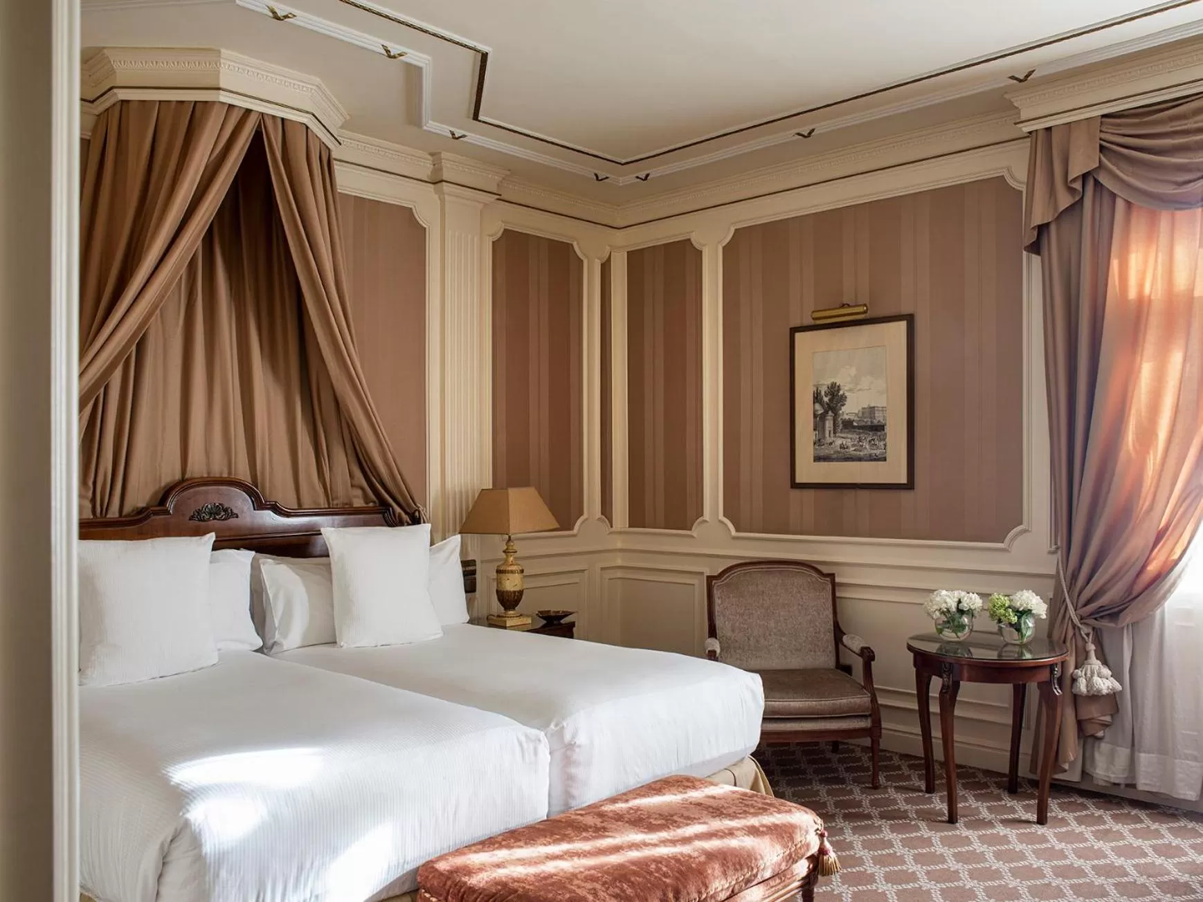 Bed in Hotel Fenix Gran Meliá - The Leading Hotels of the World