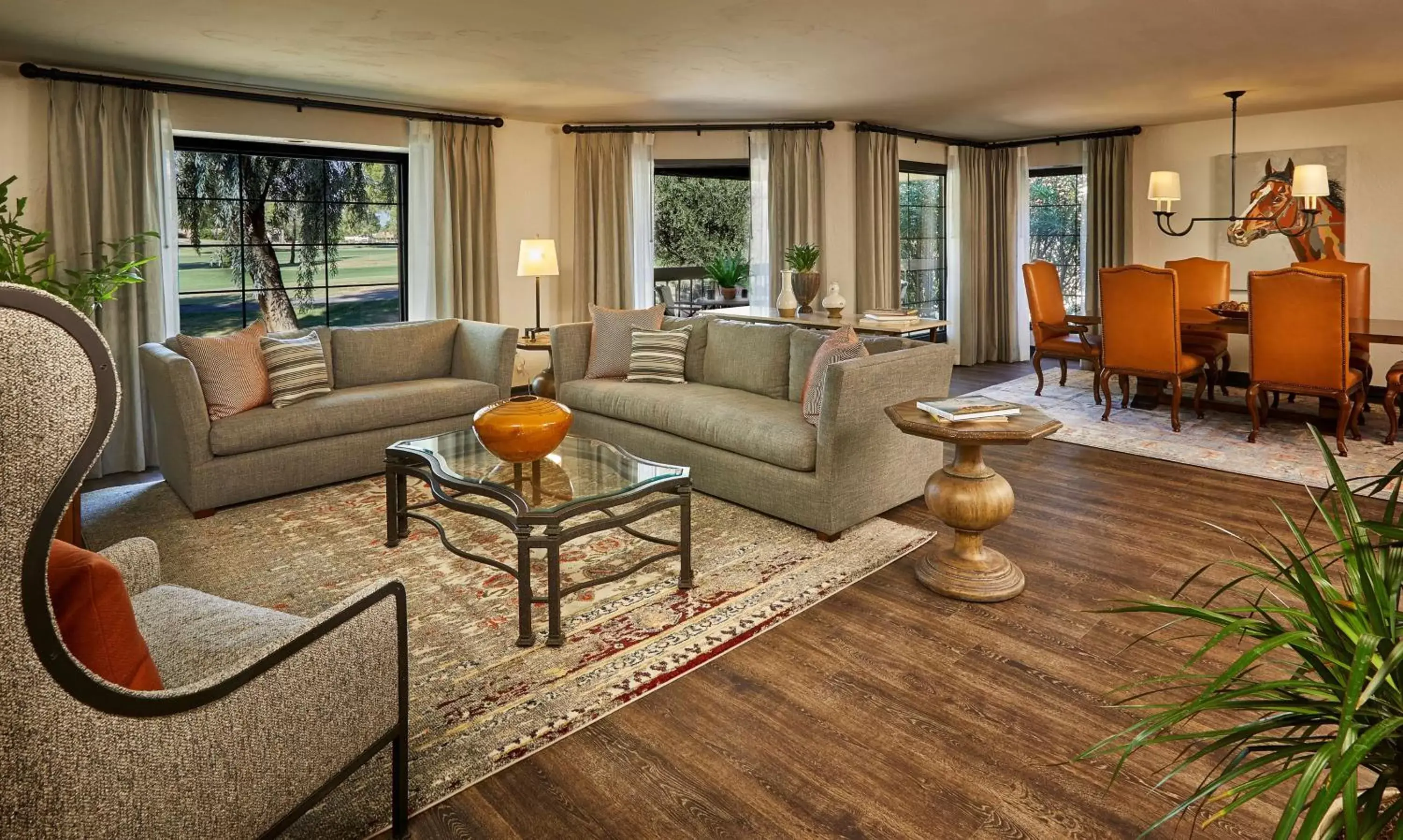 Living room, Seating Area in The Scottsdale Resort at McCormick Ranch