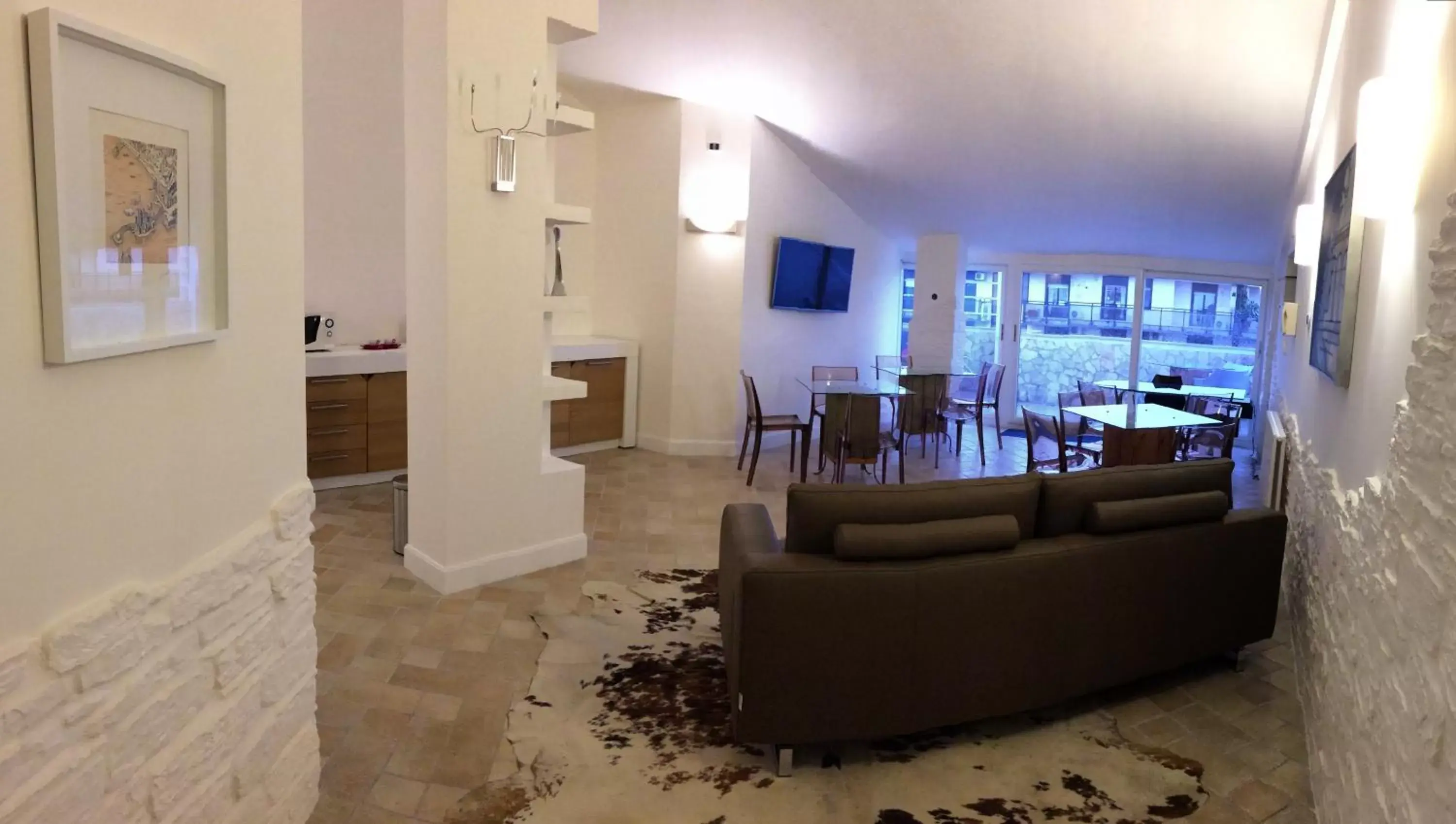 Communal lounge/ TV room, Seating Area in Attico Luxury B&B