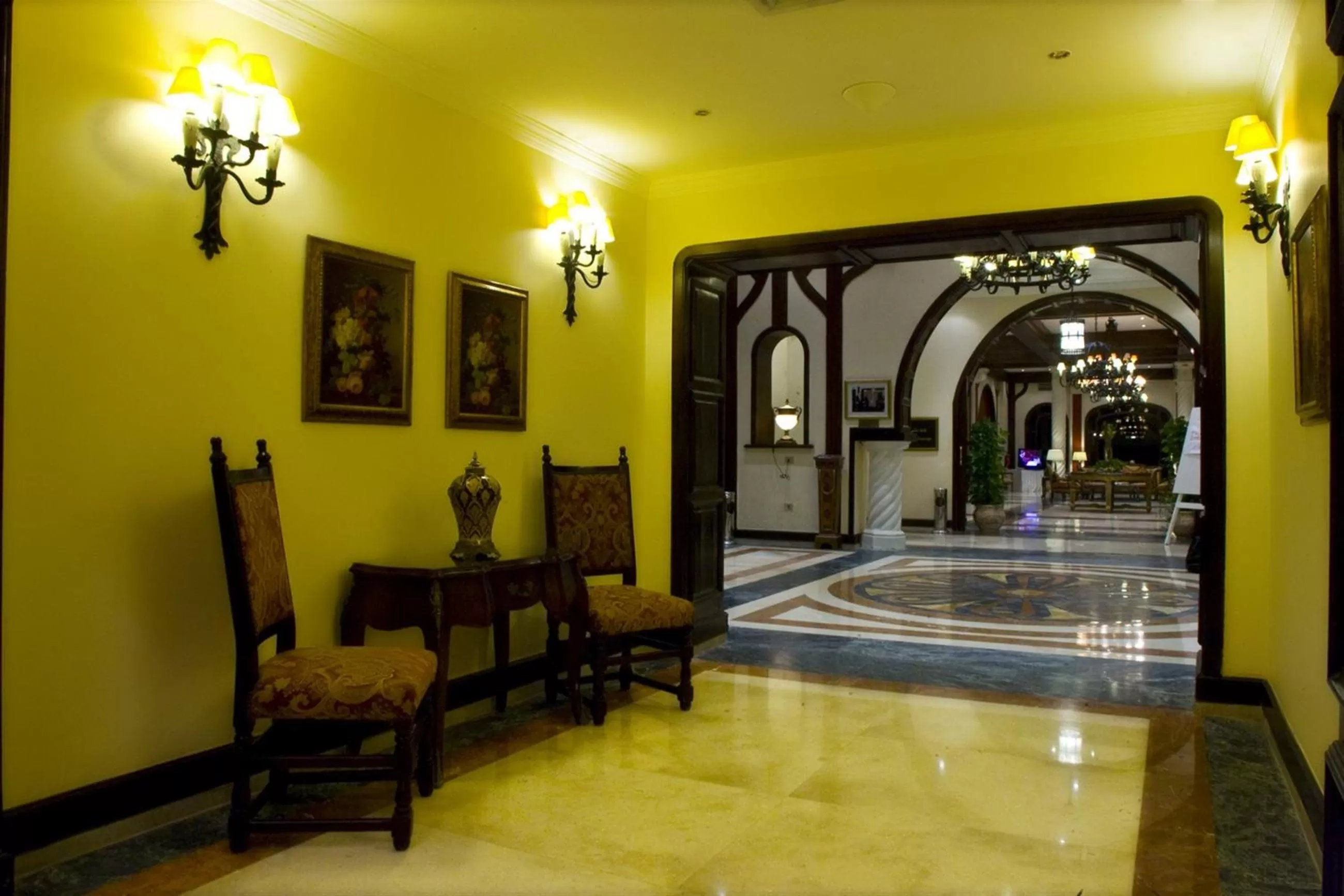 Lobby or reception in Helnan Auberge Fayoum
