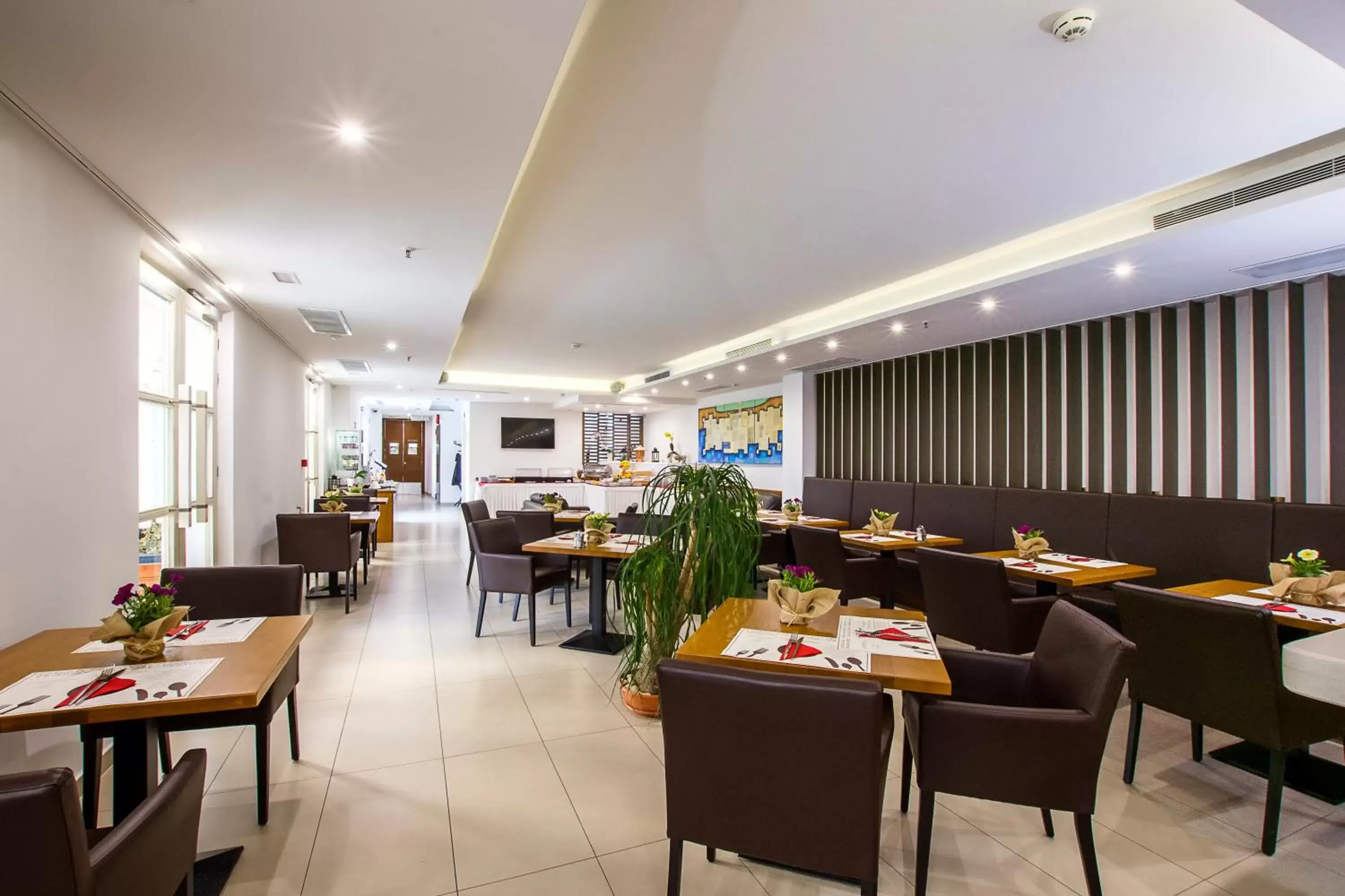 Restaurant/Places to Eat in Hotel Marul