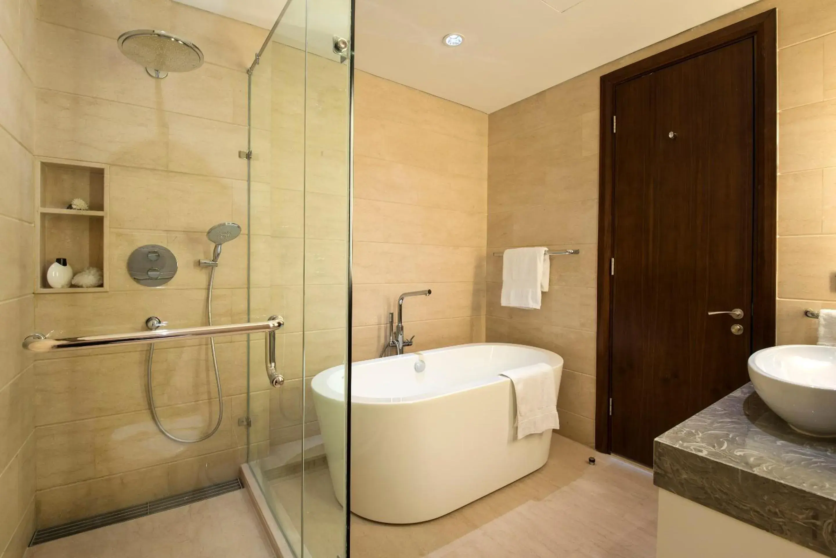 Bathroom in Oakwood Suites La Maison Jakarta