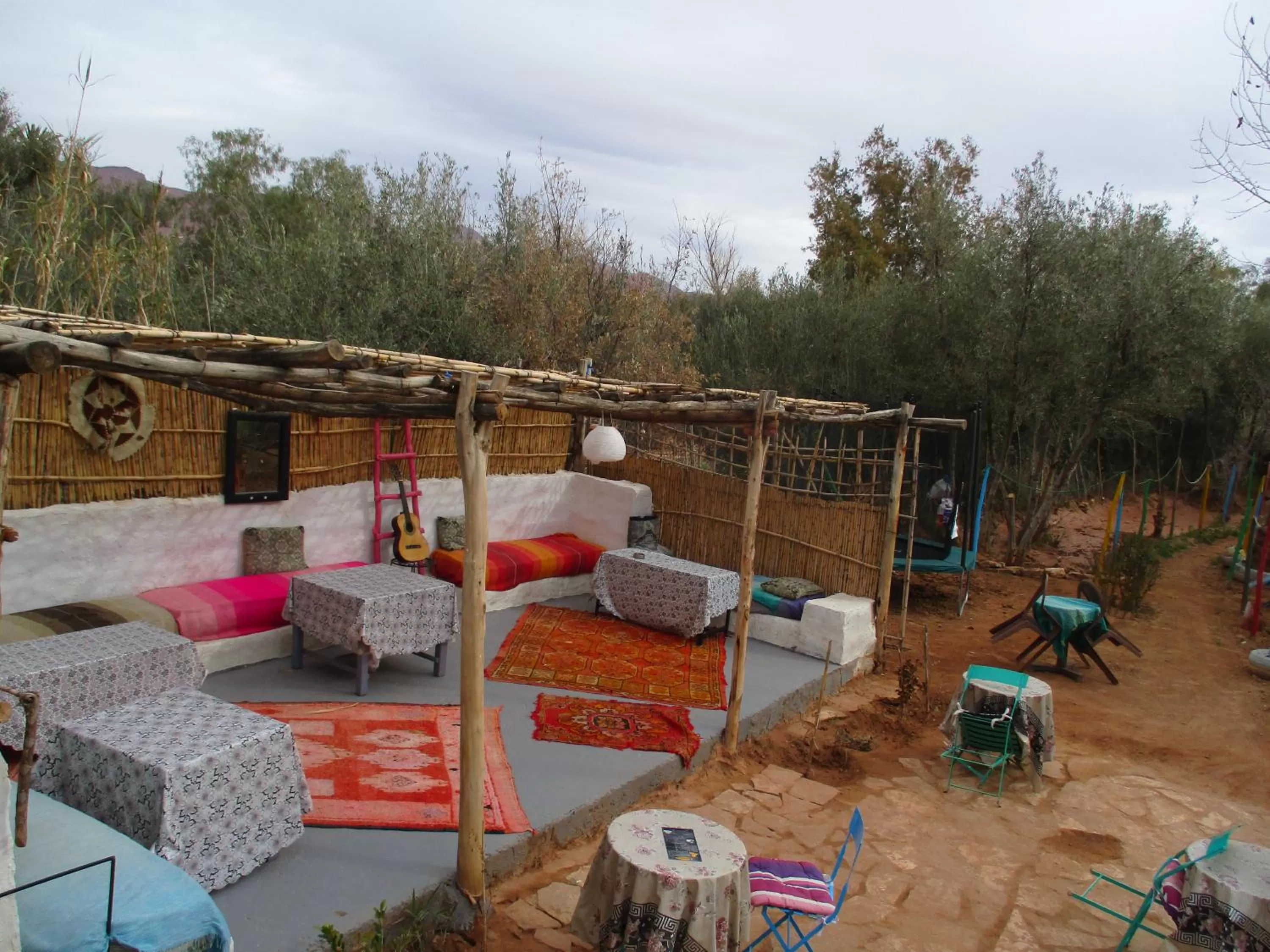 Garden in Maison d'hôtes Retour Au Calme