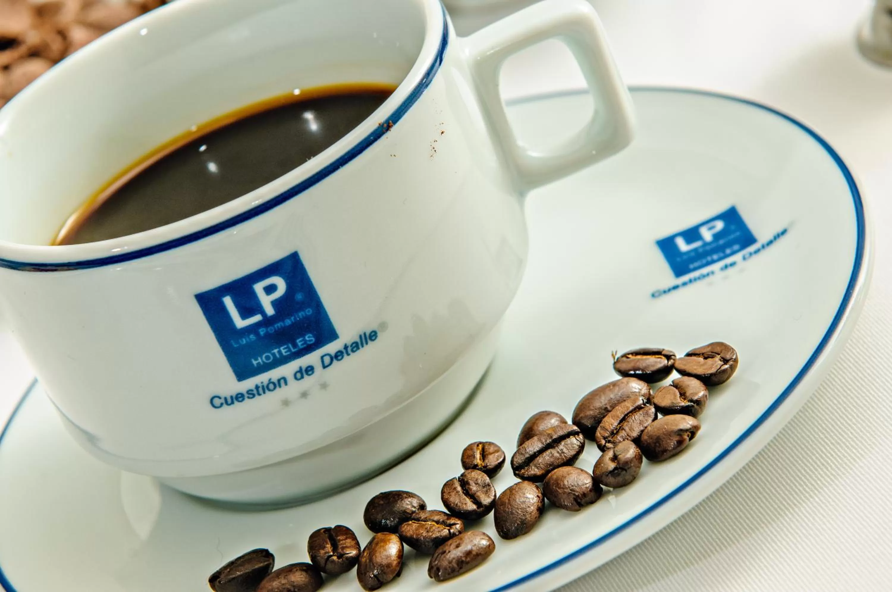 Restaurant/places to eat in Hotel LP Santa Cruz Centro