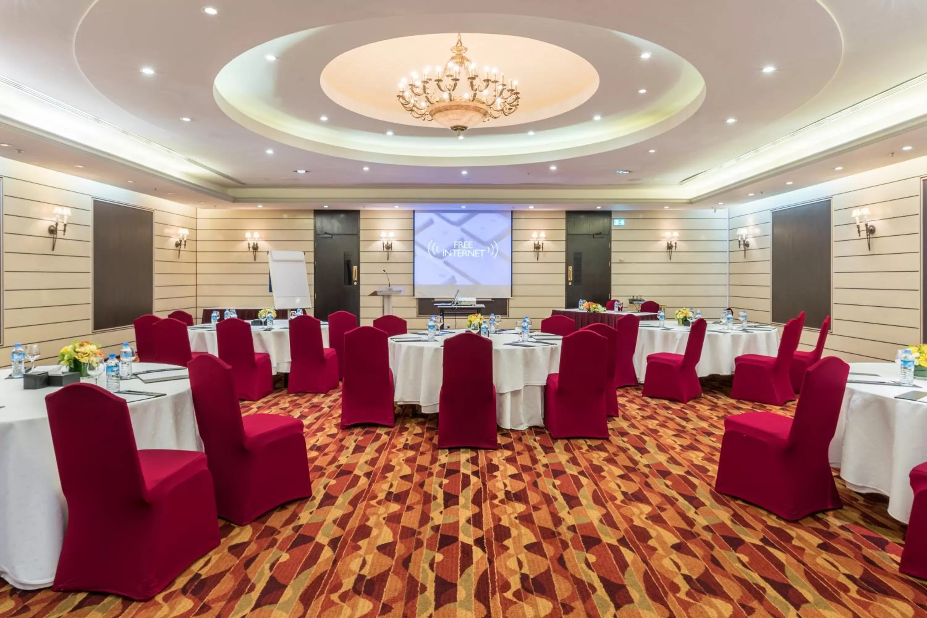 Business facilities in Radisson Blu Hotel, Doha