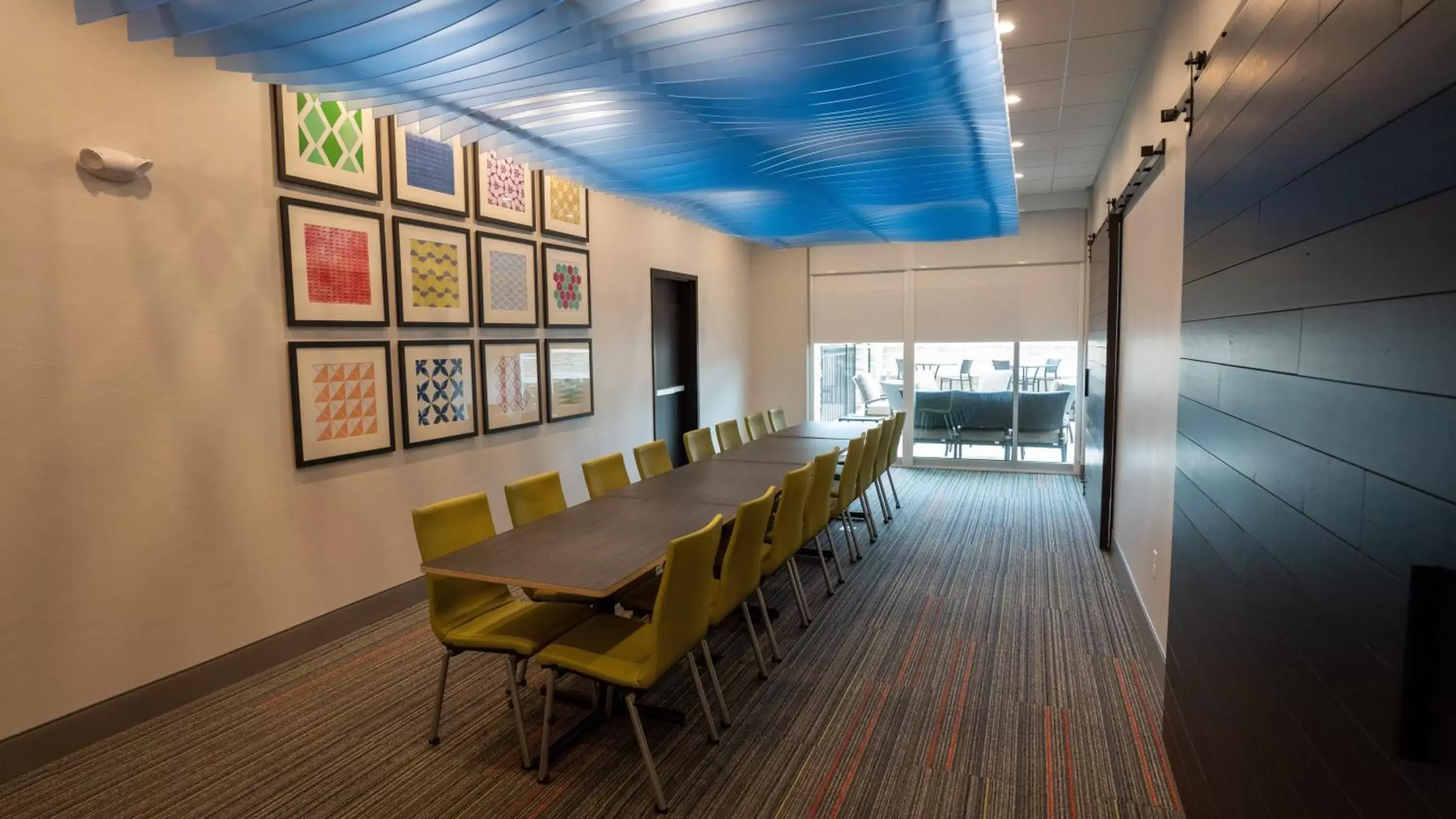 Meeting/conference room in Holiday Inn Express & Suites Richburg, an IHG Hotel