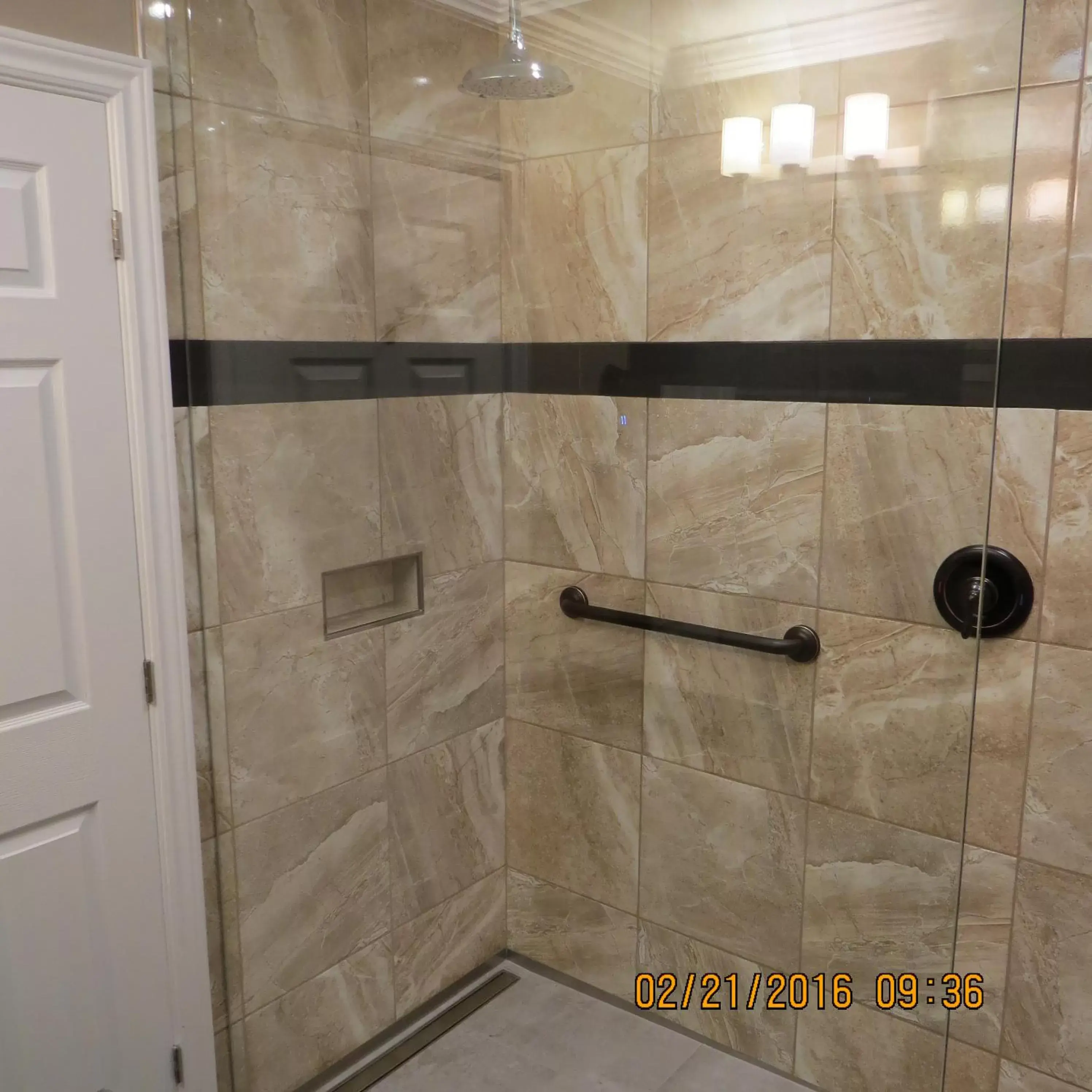 Bathroom in Dockside Suites