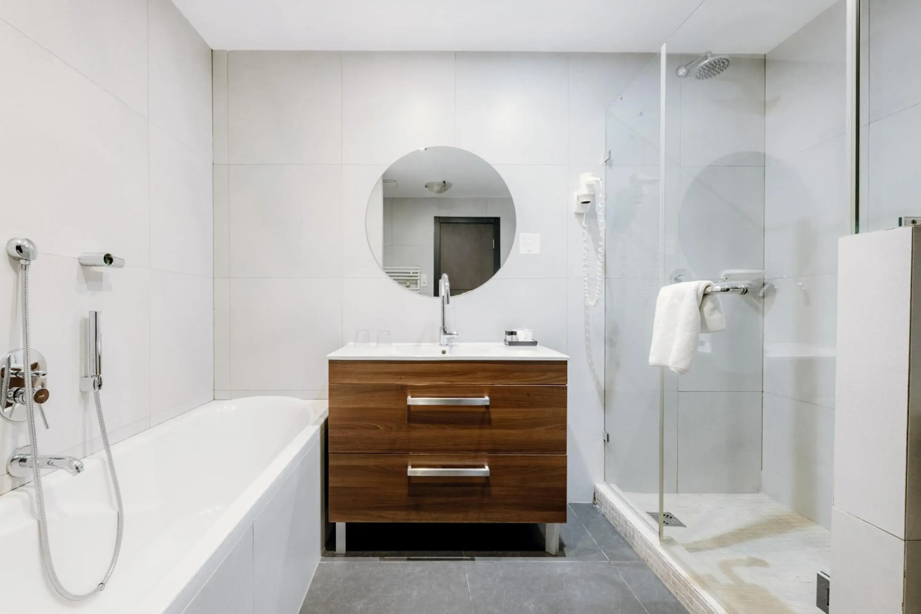 Shower, Bathroom in Bliss Hotel & Wellness