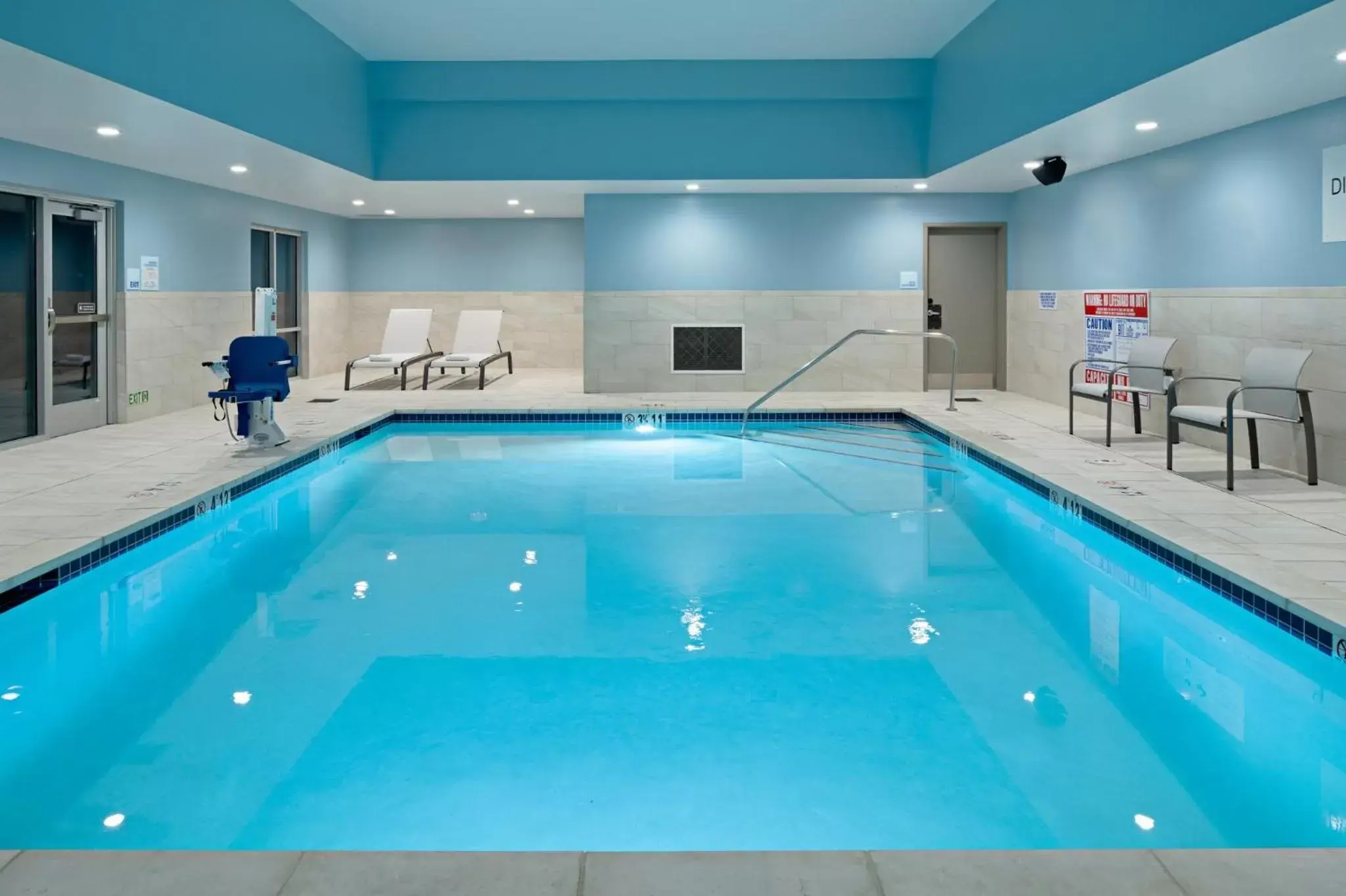 Swimming Pool in Holiday Inn Express & Suites - Hollister, an IHG Hotel