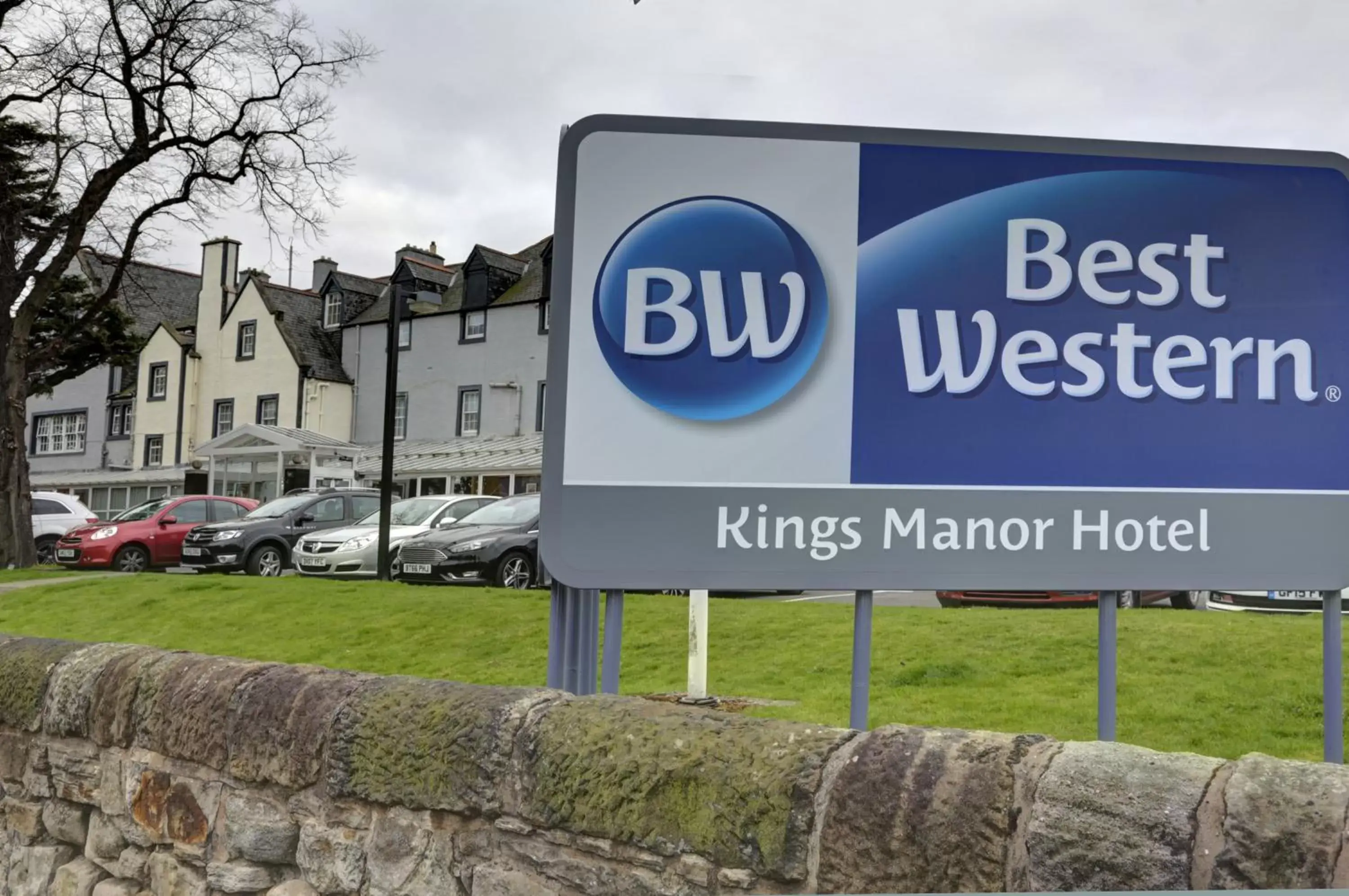 Facade/entrance, Property Logo/Sign in Best Western Kings Manor