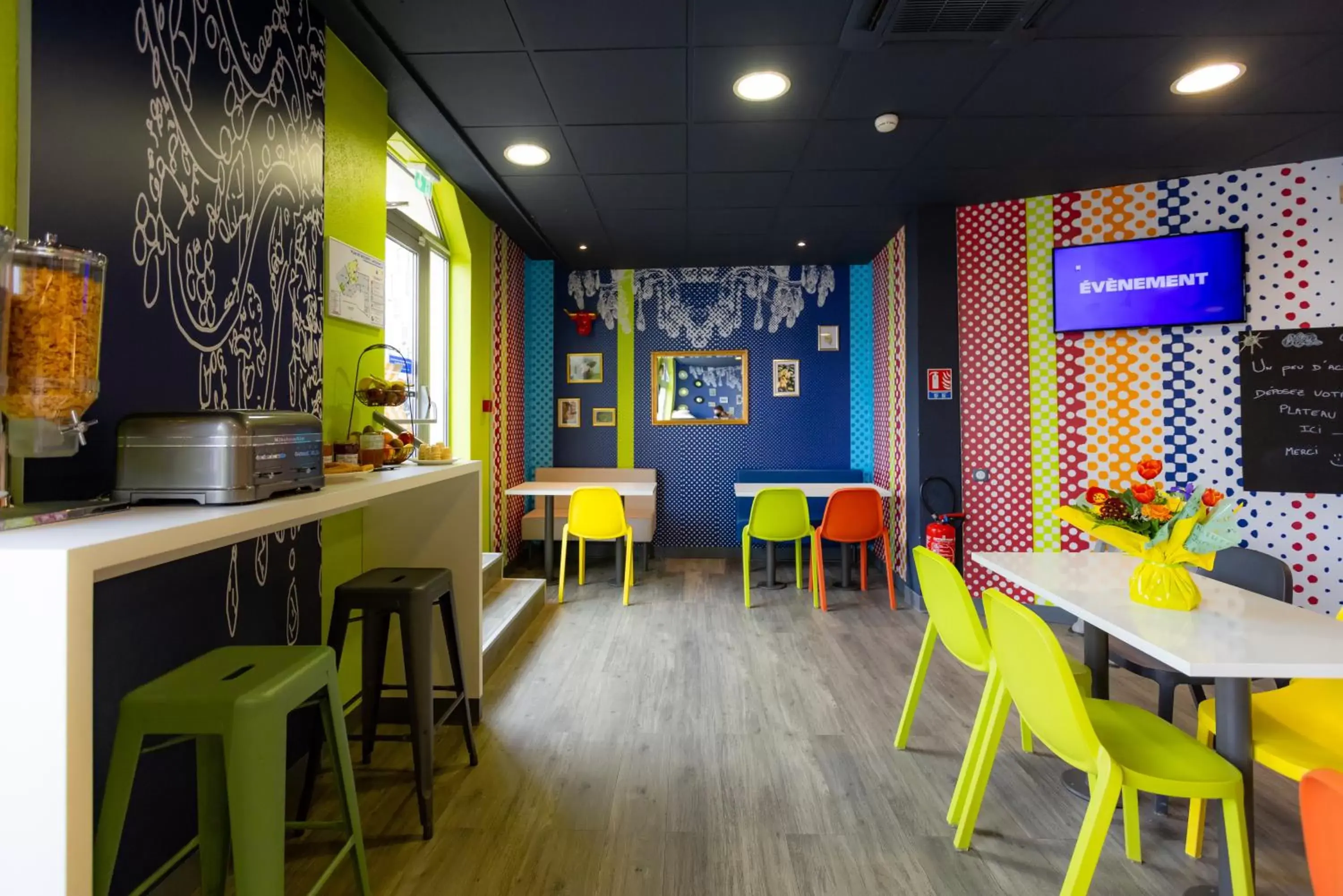 Breakfast, Restaurant/Places to Eat in ibis budget Besançon Centre Gare