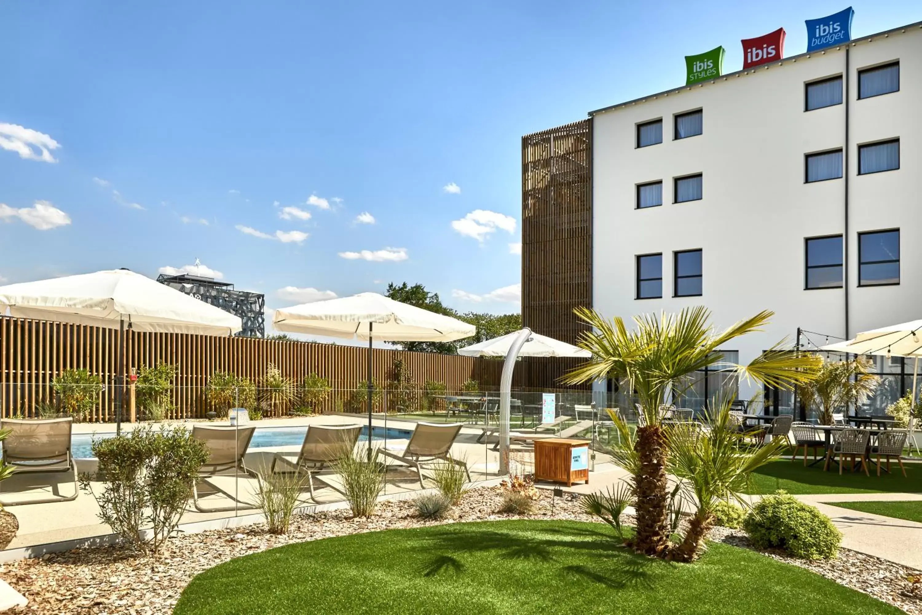 Garden, Property Building in ibis La Roche Sur Yon Vendespace