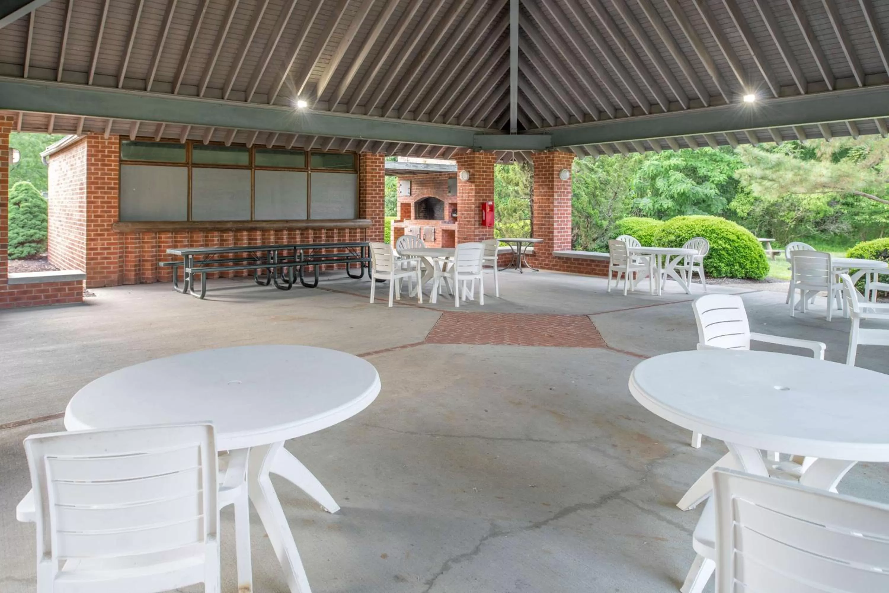 Patio in Hilton Vacation Club The Historic Powhatan Williamsburg